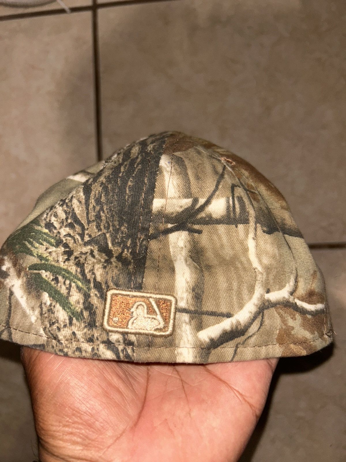 New Era Boston Red Sox Real Tree Fitted Size 7 3/8 Size ONE SIZE - 2 Thumbnail
