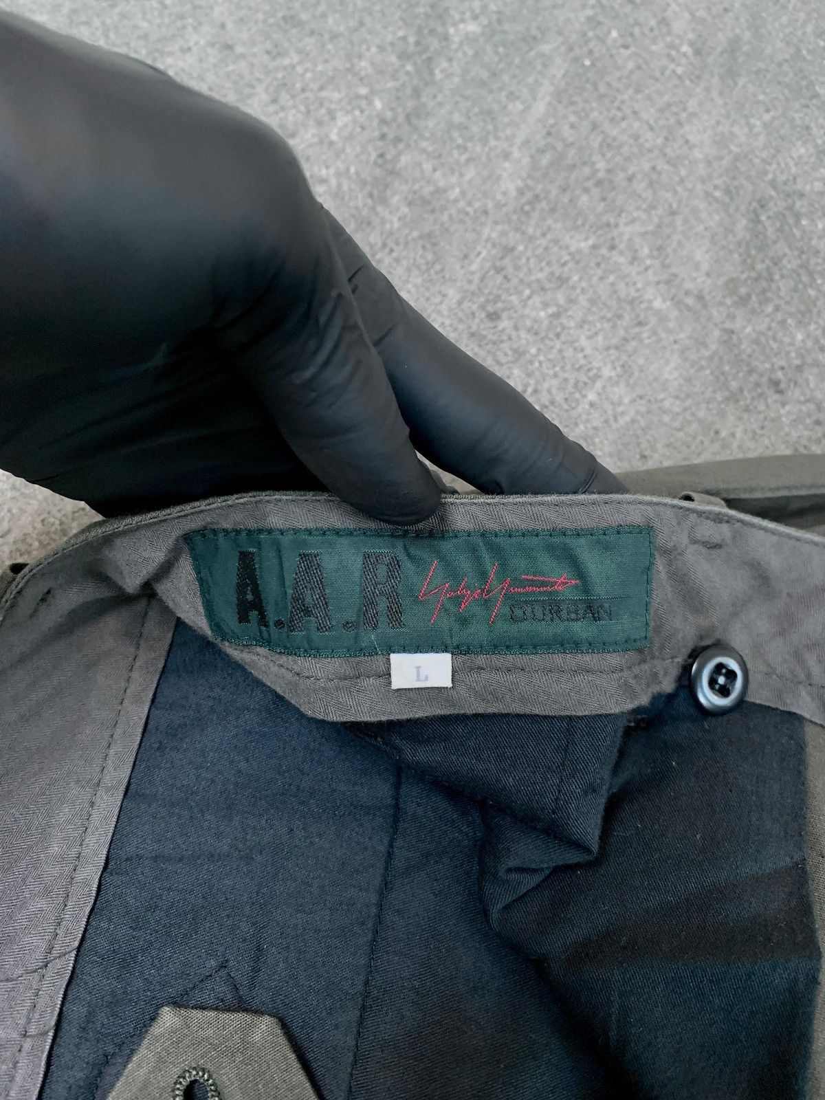 Yohji Yamamoto FREE TAX! BuckleBack Straight Trousers Size US 30 / EU 46 - 9 Thumbnail