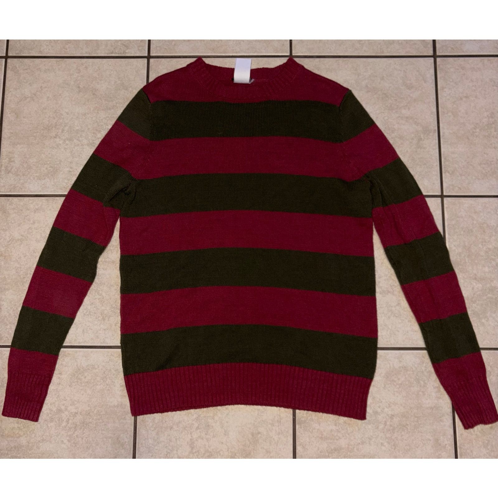 Warner Bros A nightmare on elm street Freddy Krueger Sweater small men’s Size US S / EU 44-46 / 1 - 1 Thumbnail