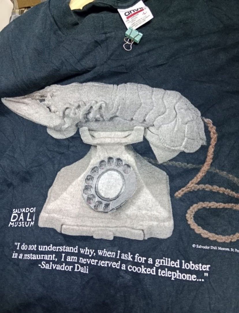 Vintage Vintage rare salvador dali lobster telephone Size US L / EU 52-54 / 3 - 2 Thumbnail