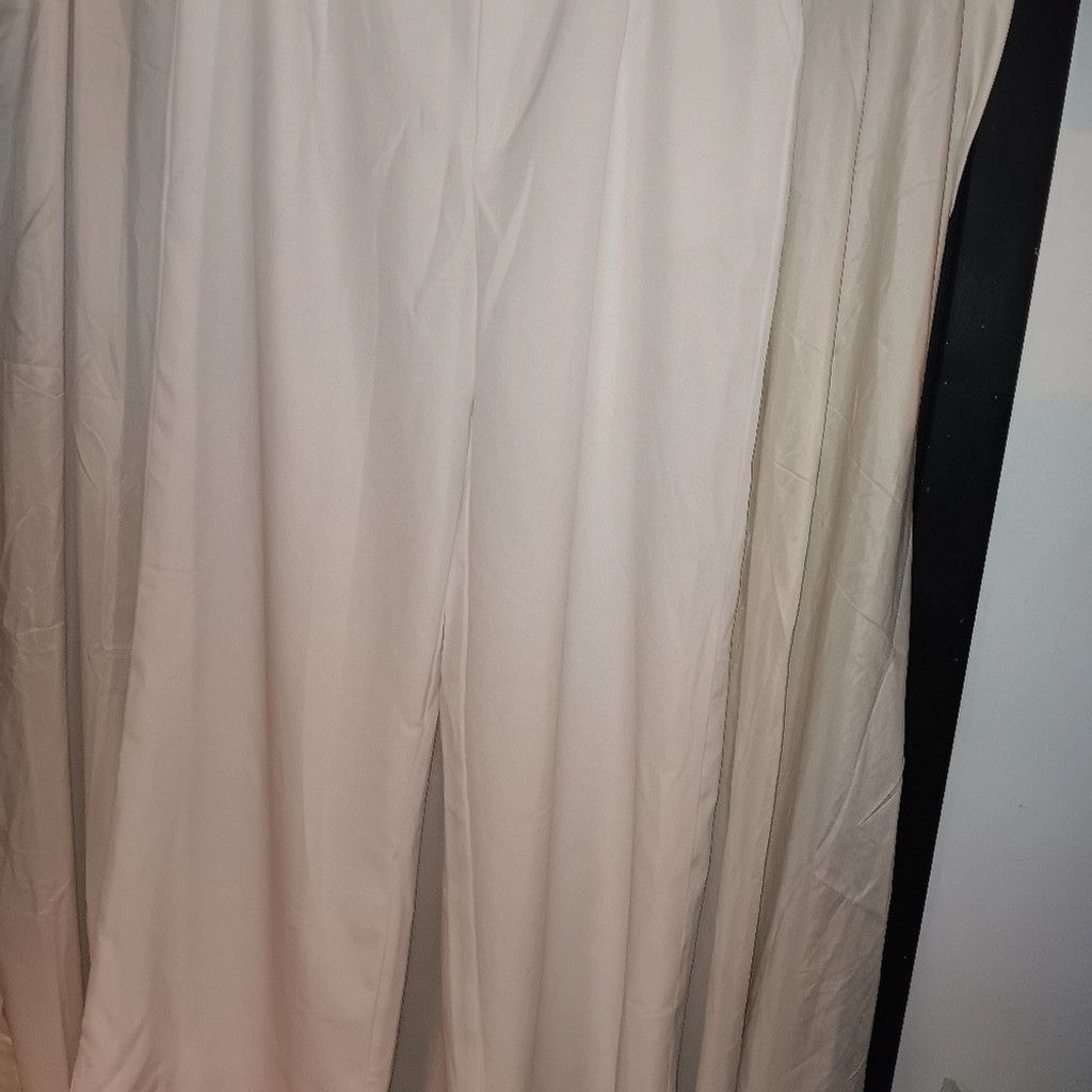 Missguided Missguided white, satiny, wide leg pants, womens 12,nwt Size 34" / US 12 / IT 48 - 2 Thumbnail
