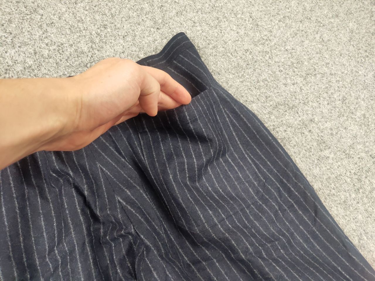 Other EnSoie Design Premium handmade wool Navy stripe Ankle Pants Size US 32 / EU 48 - 10 Thumbnail