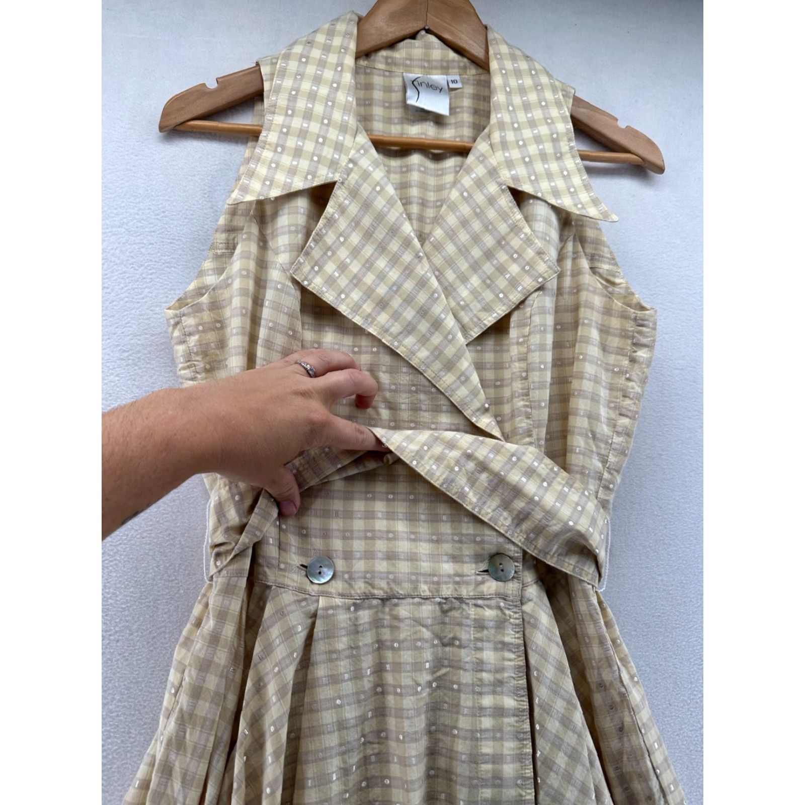 Vintage Finley Dress Women's Size 10 Yellow Plaid Collared Sleeveless Belted Fit & Flare Womens Size L / US 10 / IT 46 - 7 Thumbnail