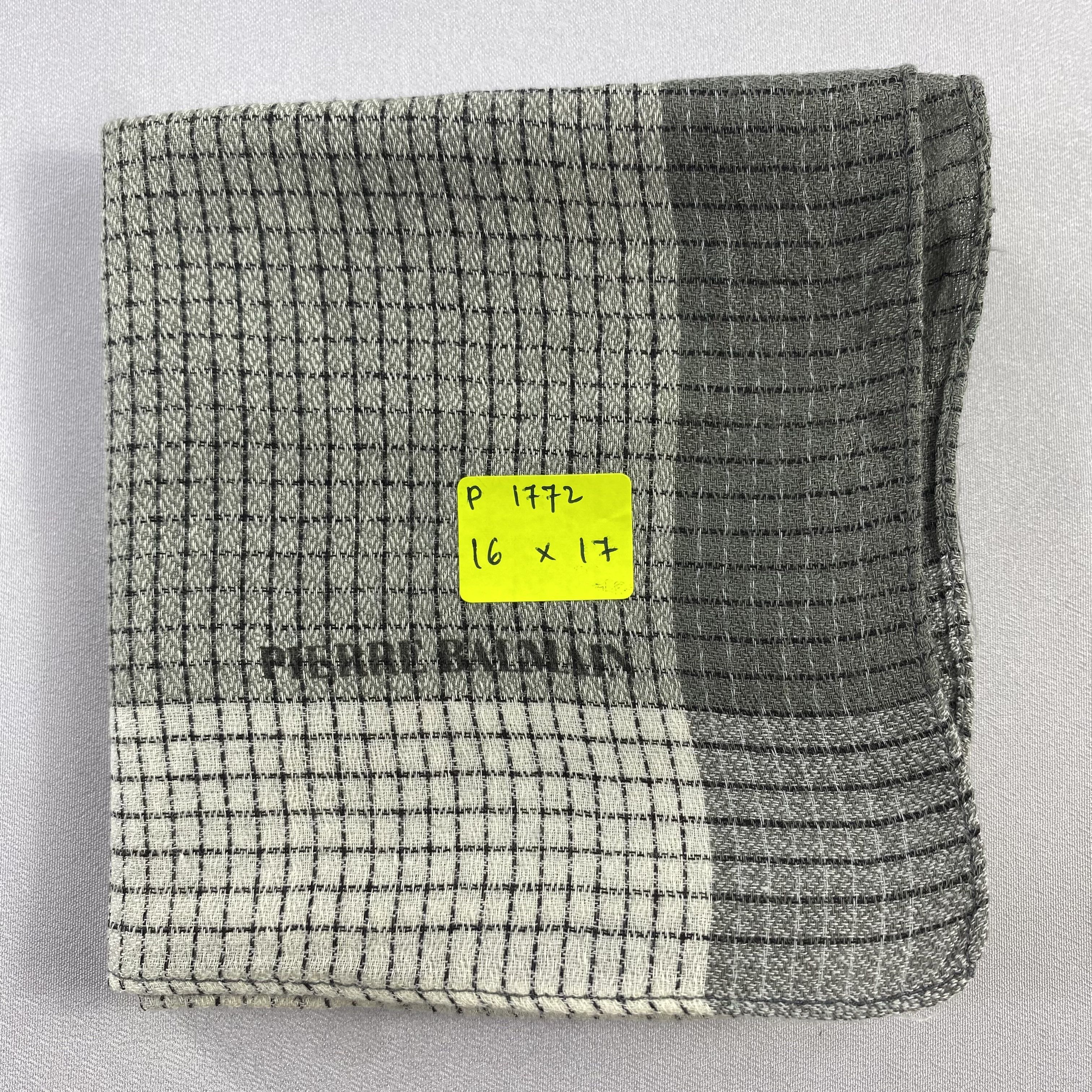 Pierre Balmain × Vintage Pierre Balmain Bandana/ Handkerchief / Neckerchief-P1772 Size ONE SIZE - 6 Thumbnail
