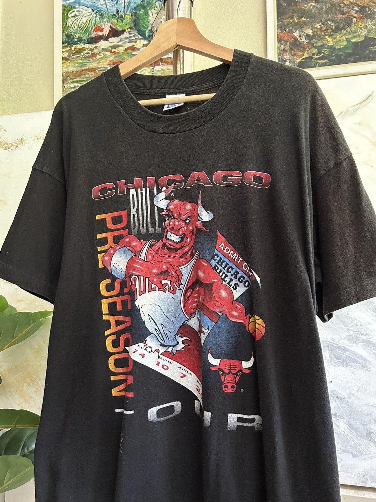 NBA Vintage Chicago Oversize Tshirt Size US XL / EU 56 / 4 - 2 Thumbnail