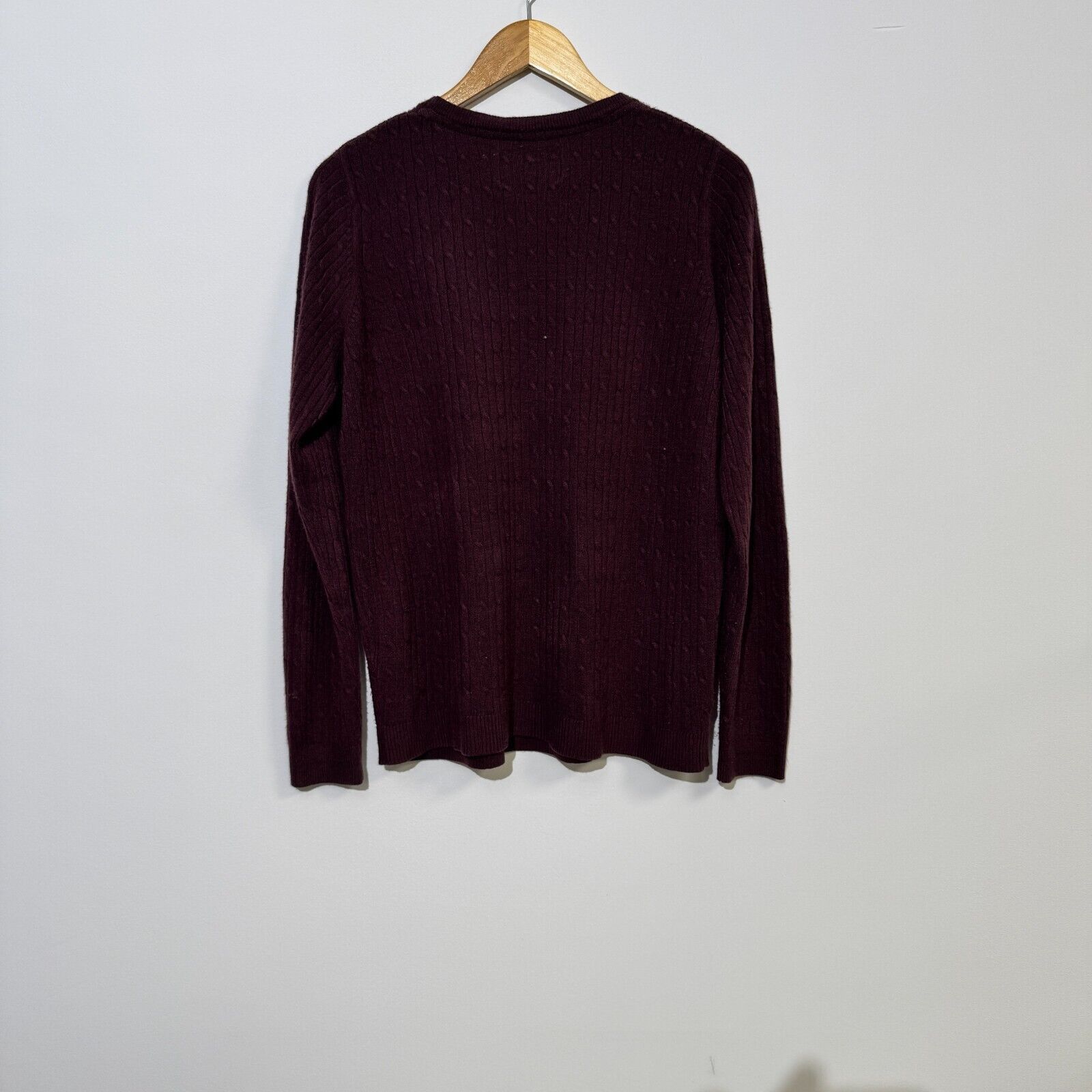 Vintage Vintage Unisex Burgundy Acrylic Cableknit Sweater Size M Size US M / EU 48-50 / 2 - 7 Thumbnail