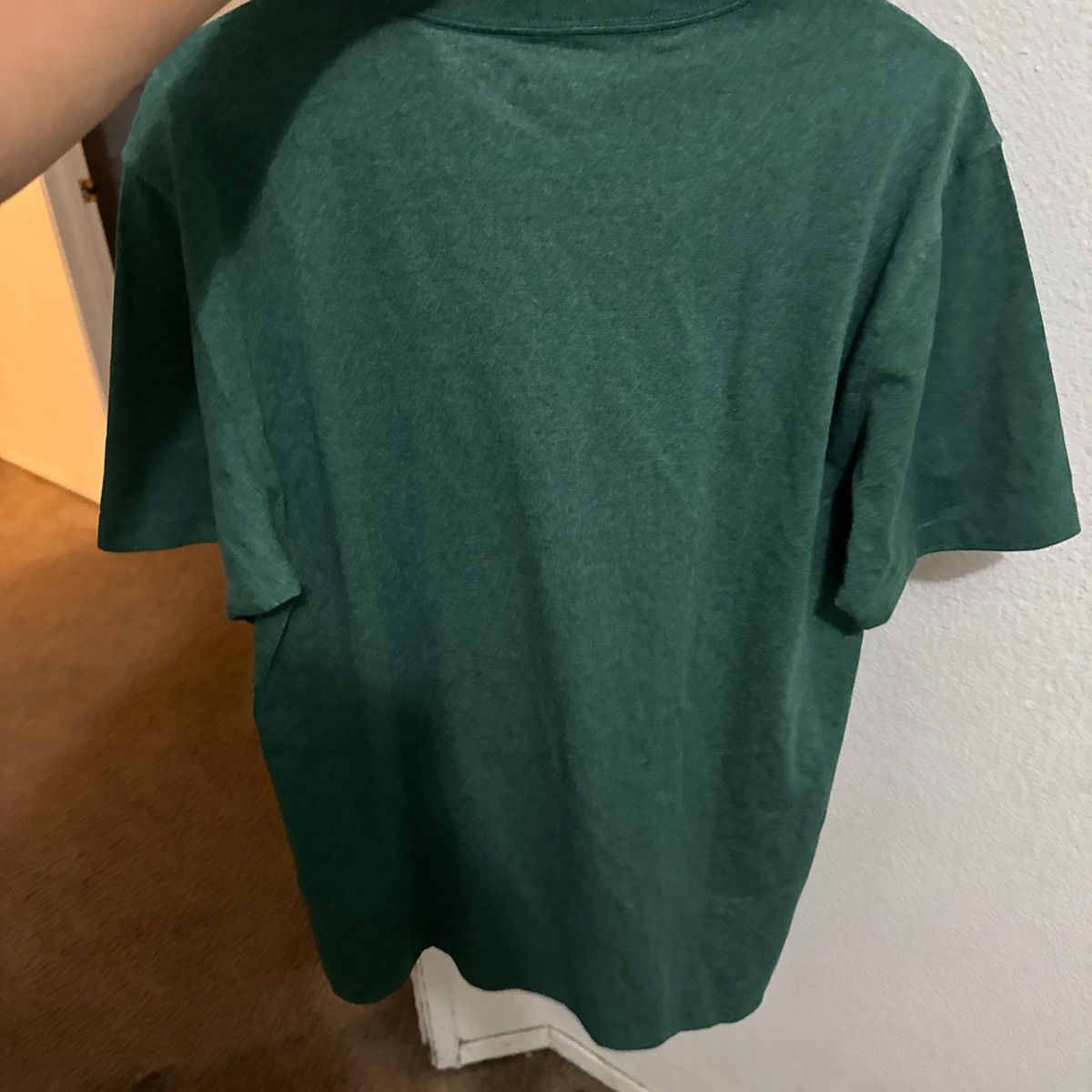 Other Green Carhartt pocket T-shirt so brand new and offers Size US XS / EU 42 / 0 - 3 Thumbnail