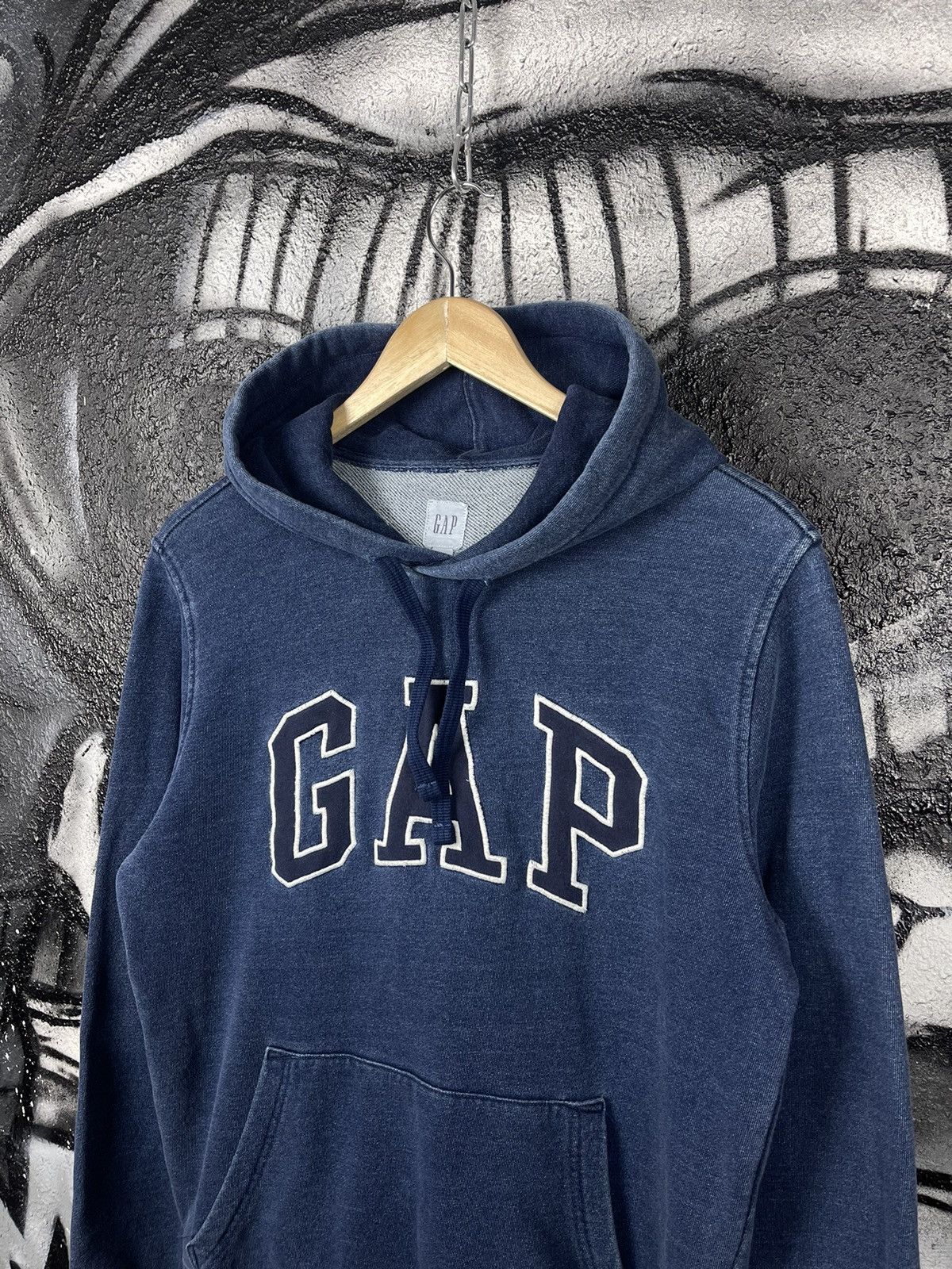Gap × Vintage GAP Big Logo Denim Style Hoodie Size US S / EU 44-46 / 1 - 2 Thumbnail