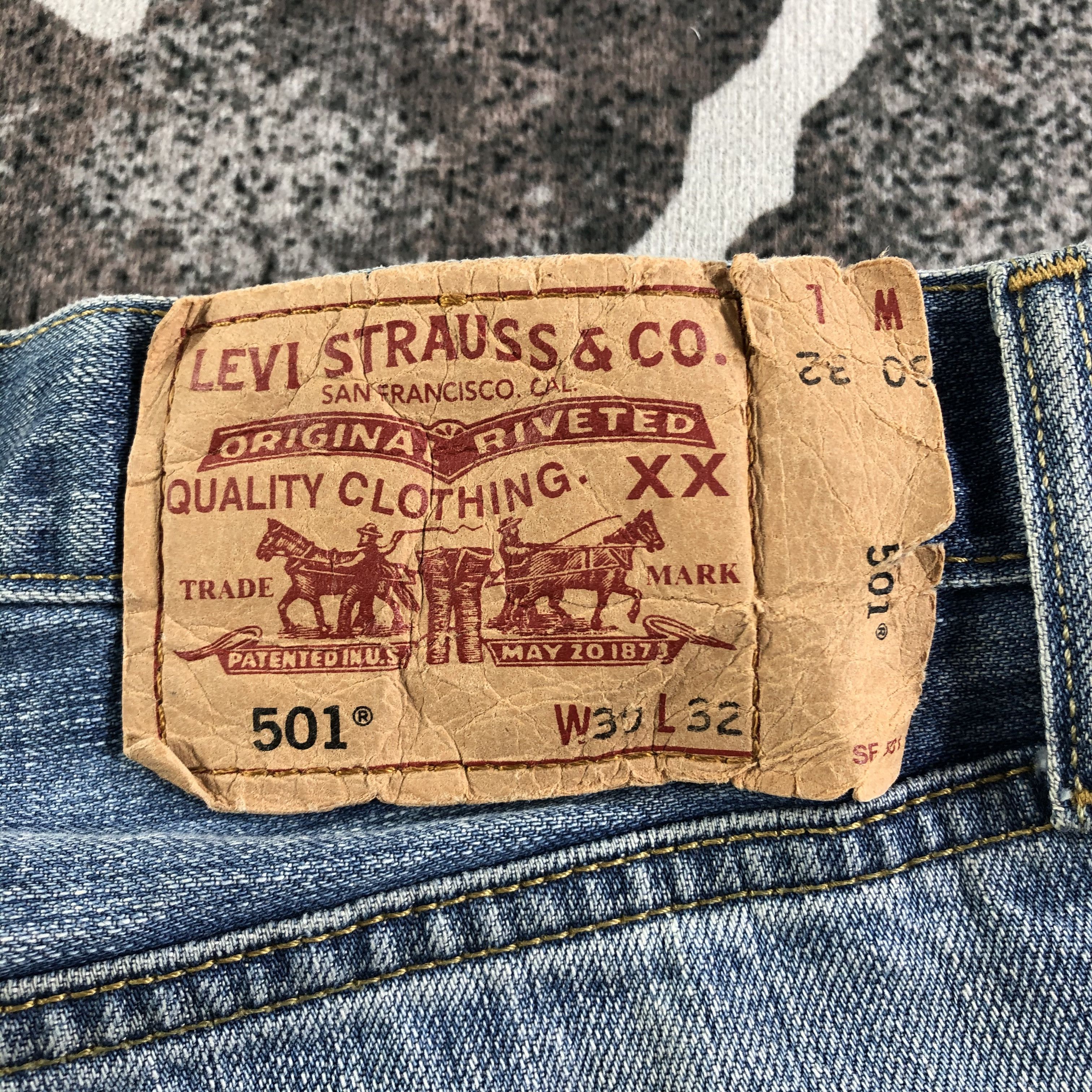Levi's Vintage Levis 501 Jeans Distressed Denim KJ2727 Size US 30 / EU 46 - 5 Thumbnail
