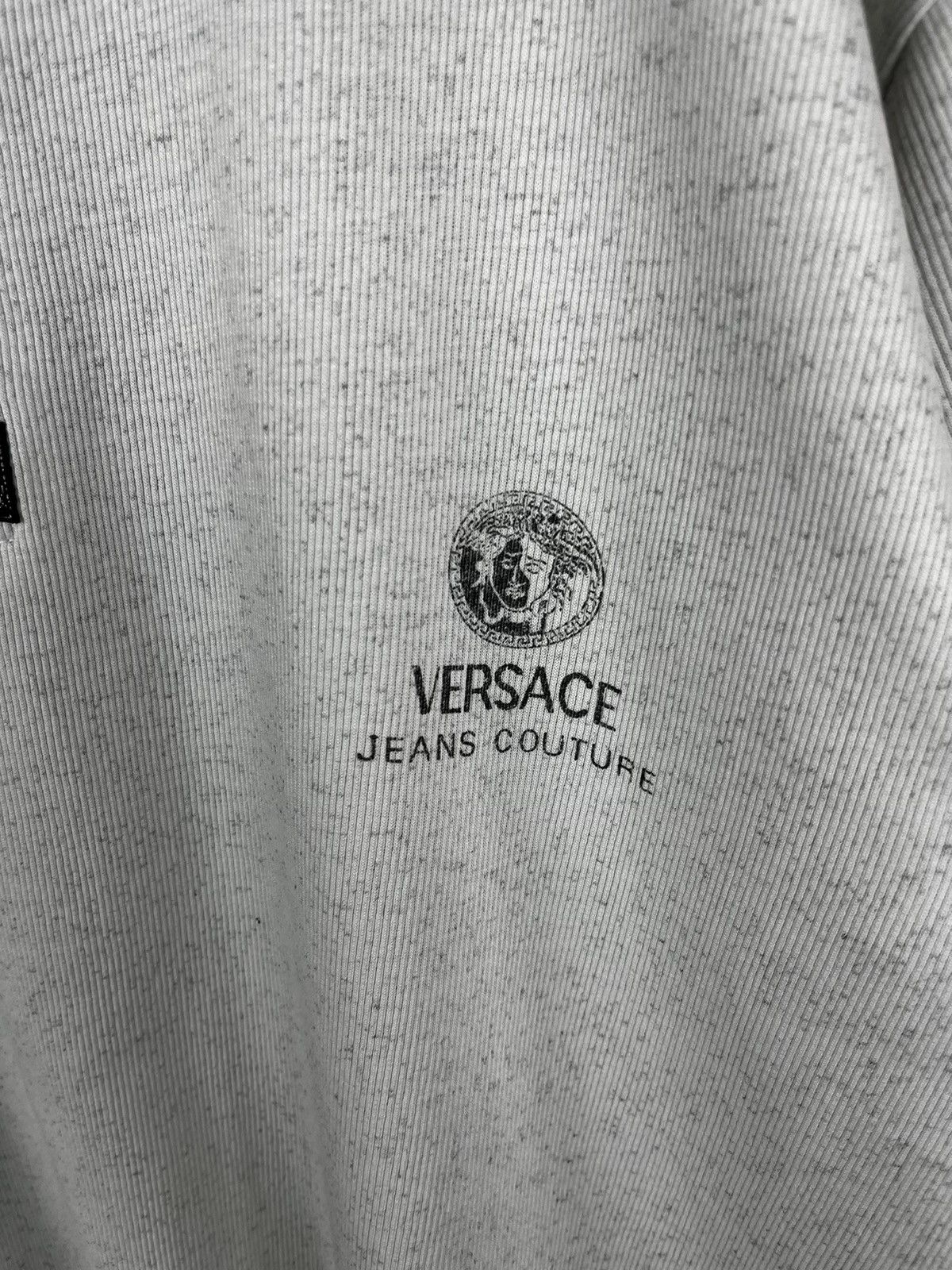 Versace × Versace Jeans Couture × Vintage Versace jeans couture t shirt vintage 90s Size US L / EU 52-54 / 3 - 2 Thumbnail