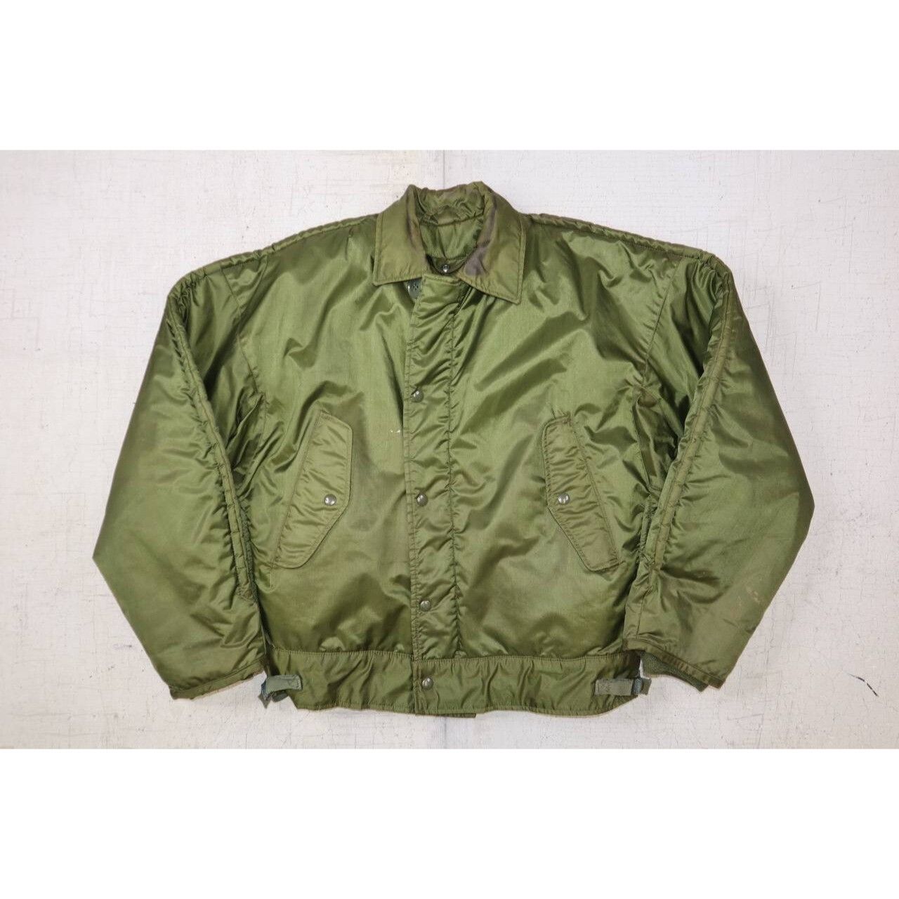 新古品USN EXTREME COLD WEATHER (A-1) s-l400.jpg