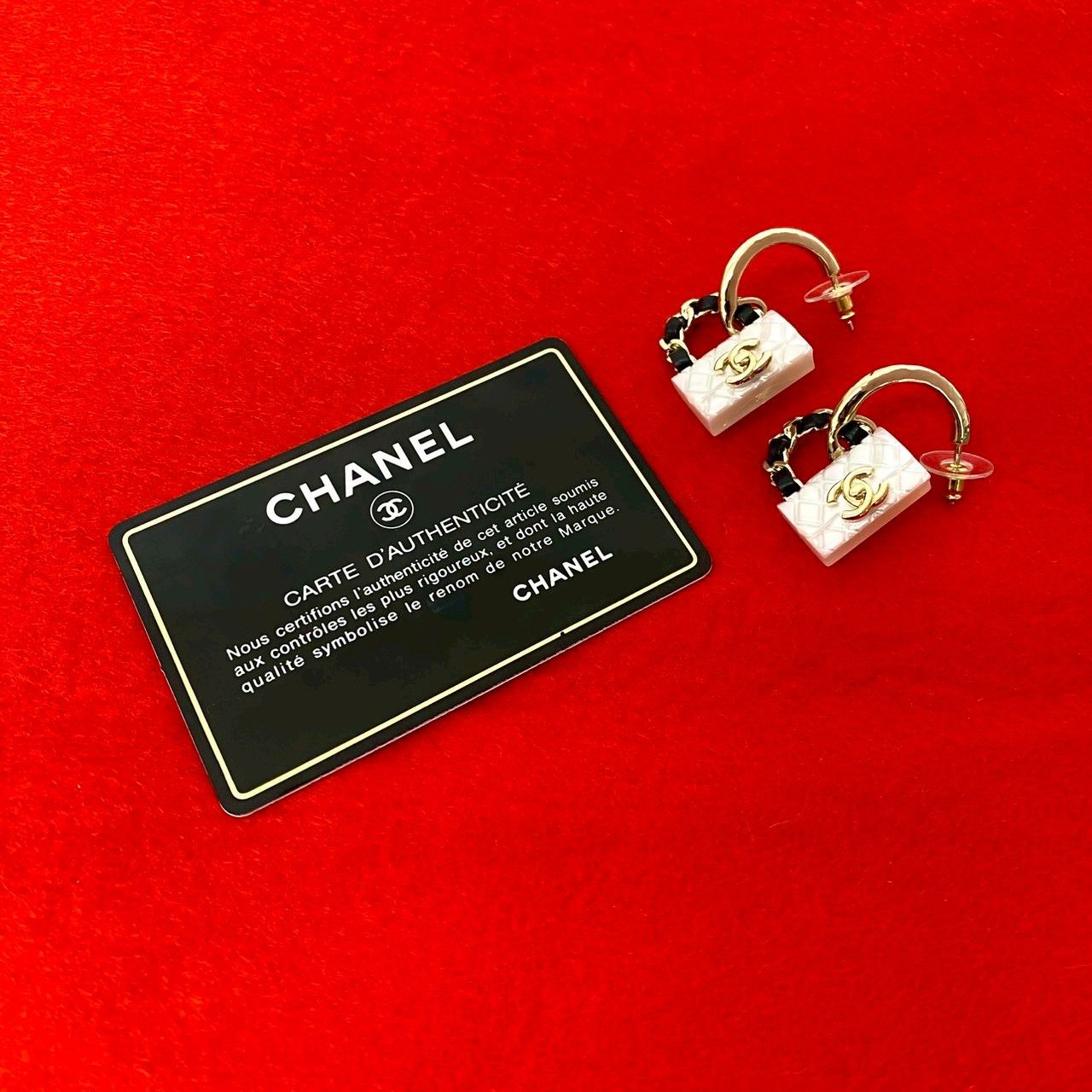 Chanel Chanel Chanel Coco Mark Matelasse Earrings Plastic Earrings DUTY FREE for USA Size ONE SIZE - 1 Thumbnail