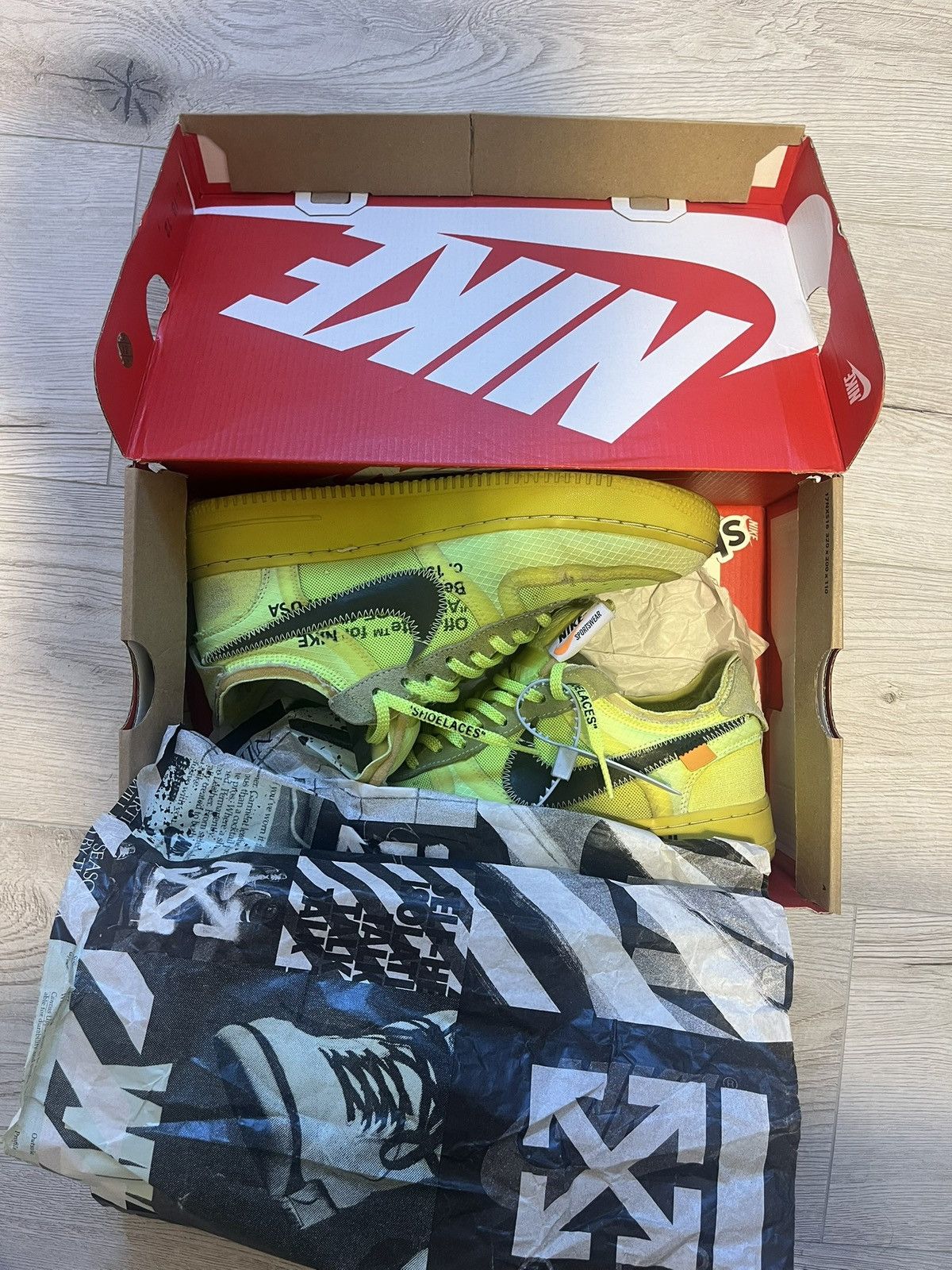 Nike × Off-White Nike x Off White AF1 ‘Volt’ Size US 6.5 / EU 39-40 - 1 Thumbnail