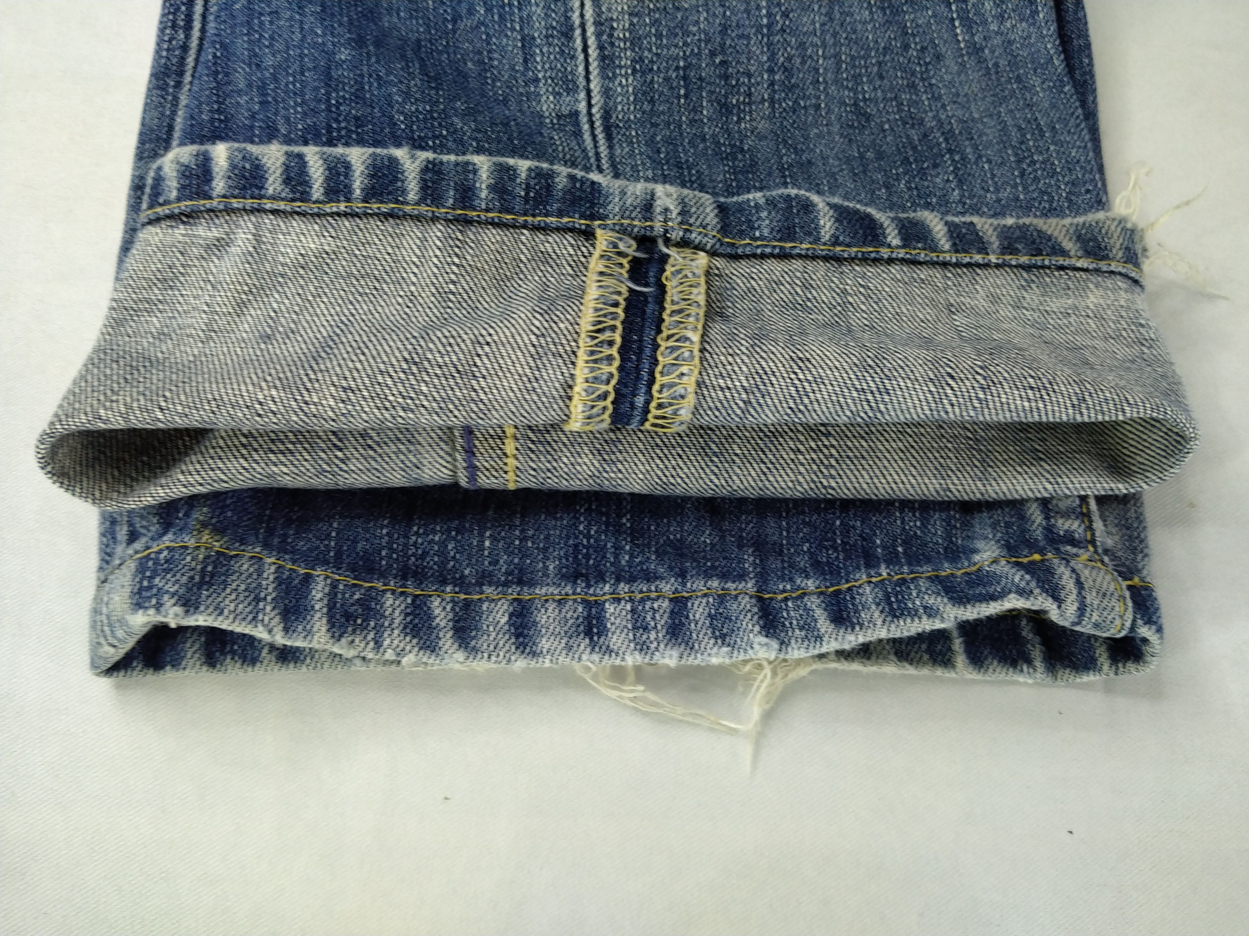 Levi's Blue Vintage Levi's 502 Distressed Ripped Denim -JN167 Size US 30 / EU 46 - 19 Thumbnail
