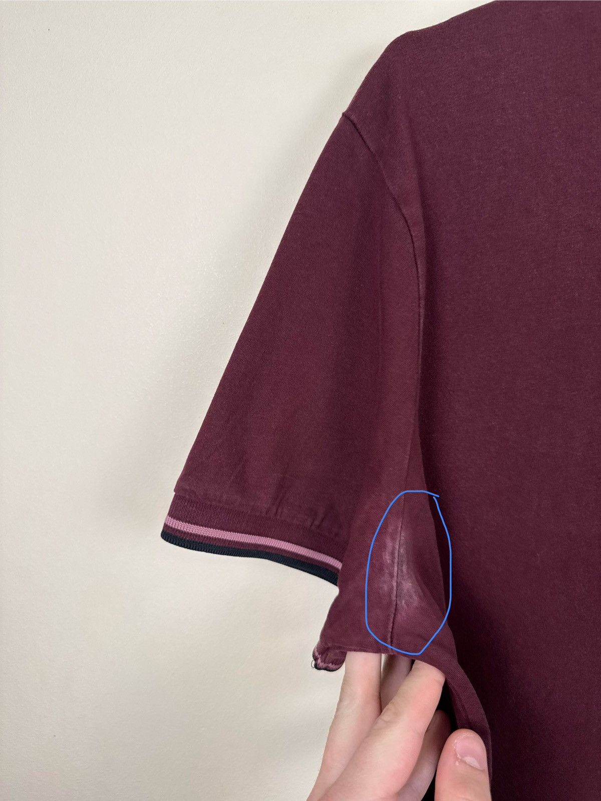 Fred Perry Fred Perry T shirt Burgundy Casual Street L Hype Rare Size US L / EU 52-54 / 3 - 10 Thumbnail