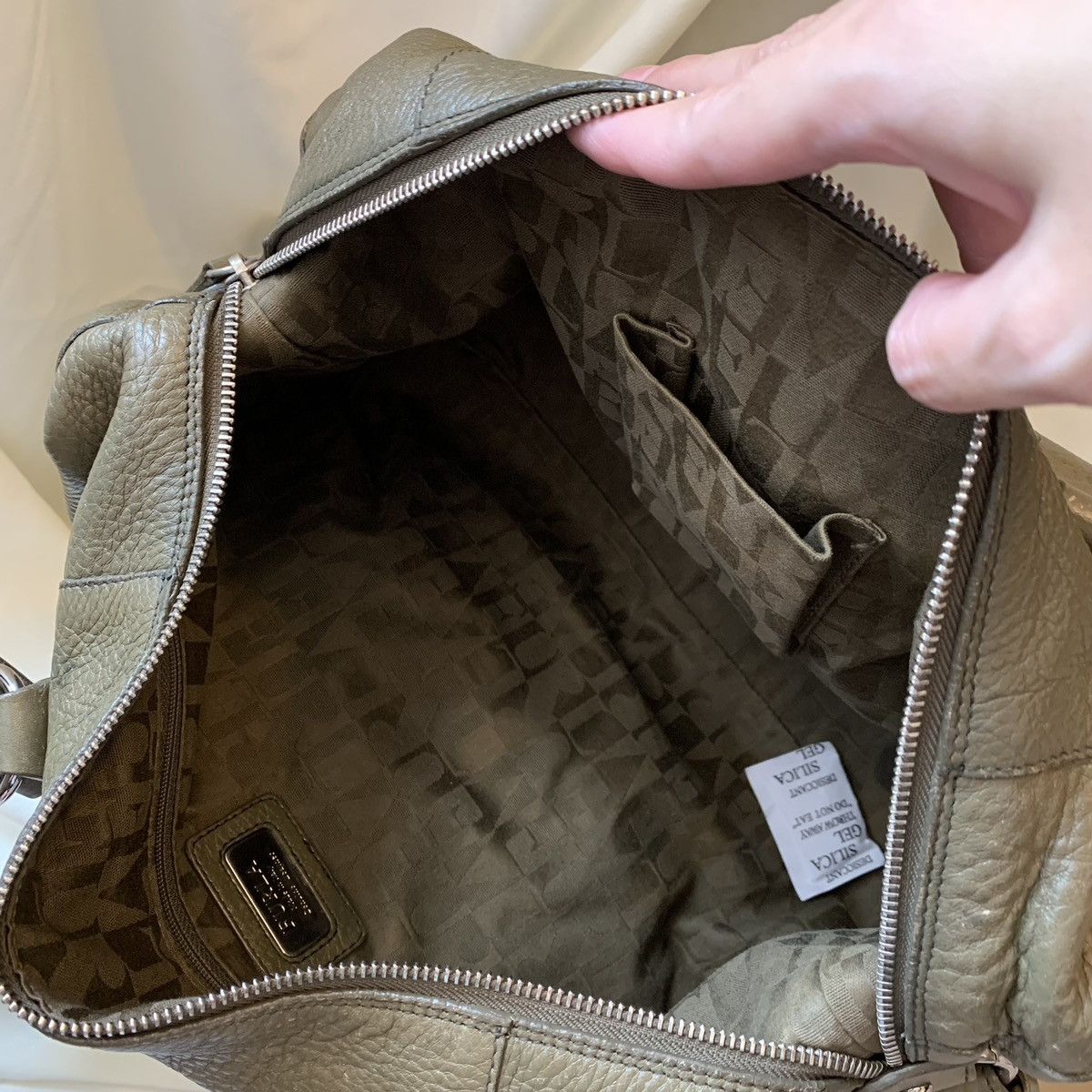 Designer × Furla × Genuine Leather VINTAGE FURLA OLIVE GREEN LEATHER 2 WAY SHOULDER / HANDBAG Size ONE SIZE - 8 Thumbnail