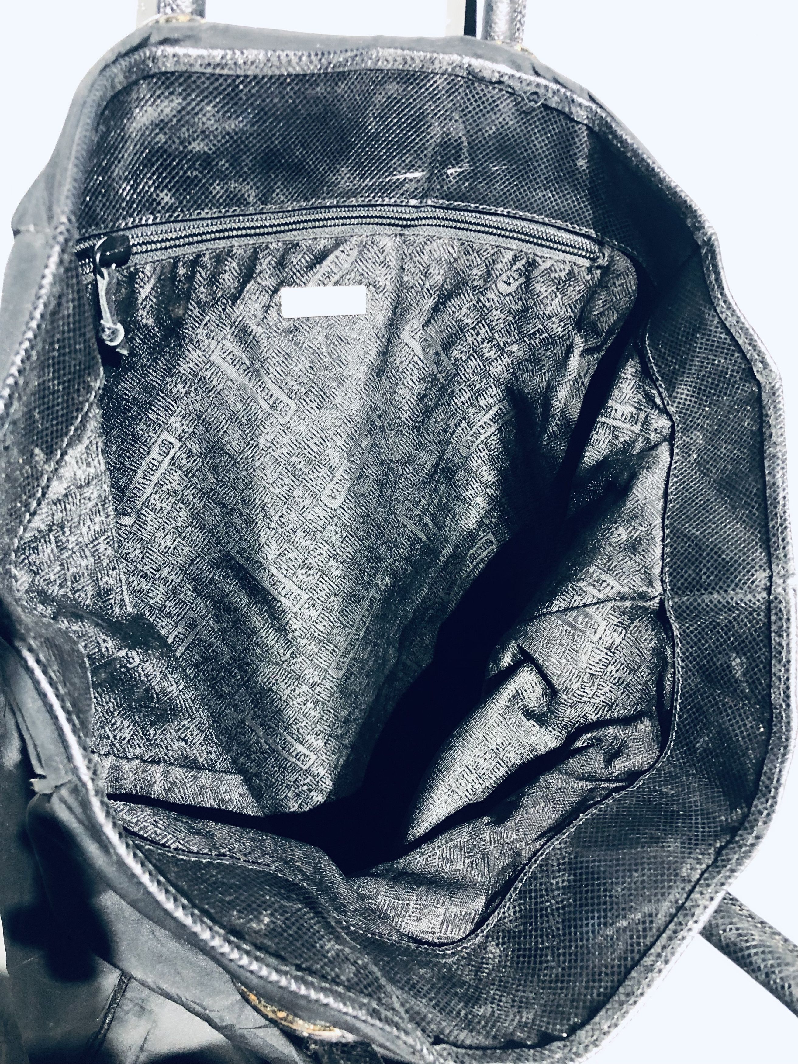 Bottega Veneta Classic‼️Authentic Bottega Vaneta Black Nylon Style Tote bag Size ONE SIZE - 5 Thumbnail