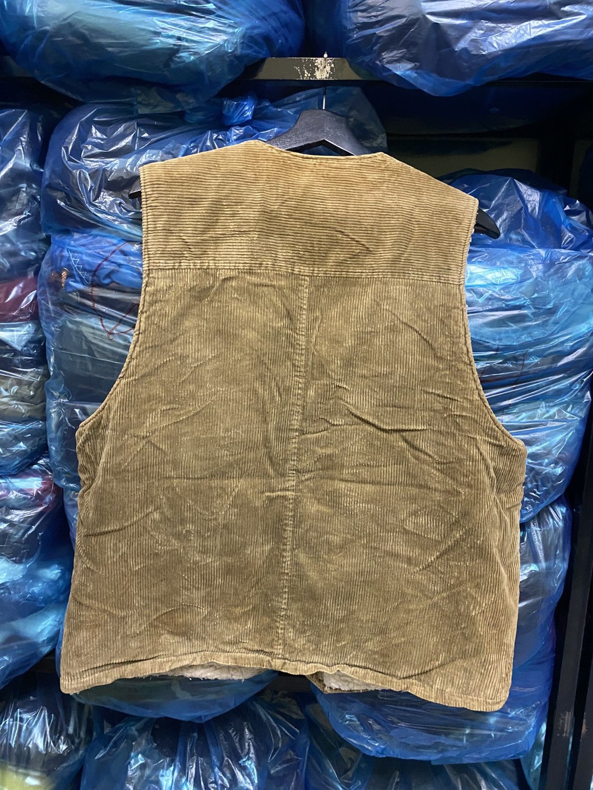 Urban Outfitters VINTAGE ACTIVE UTILITY CORDUROY VEST JACKET Size US XL / EU 56 / 4 - 5 Thumbnail
