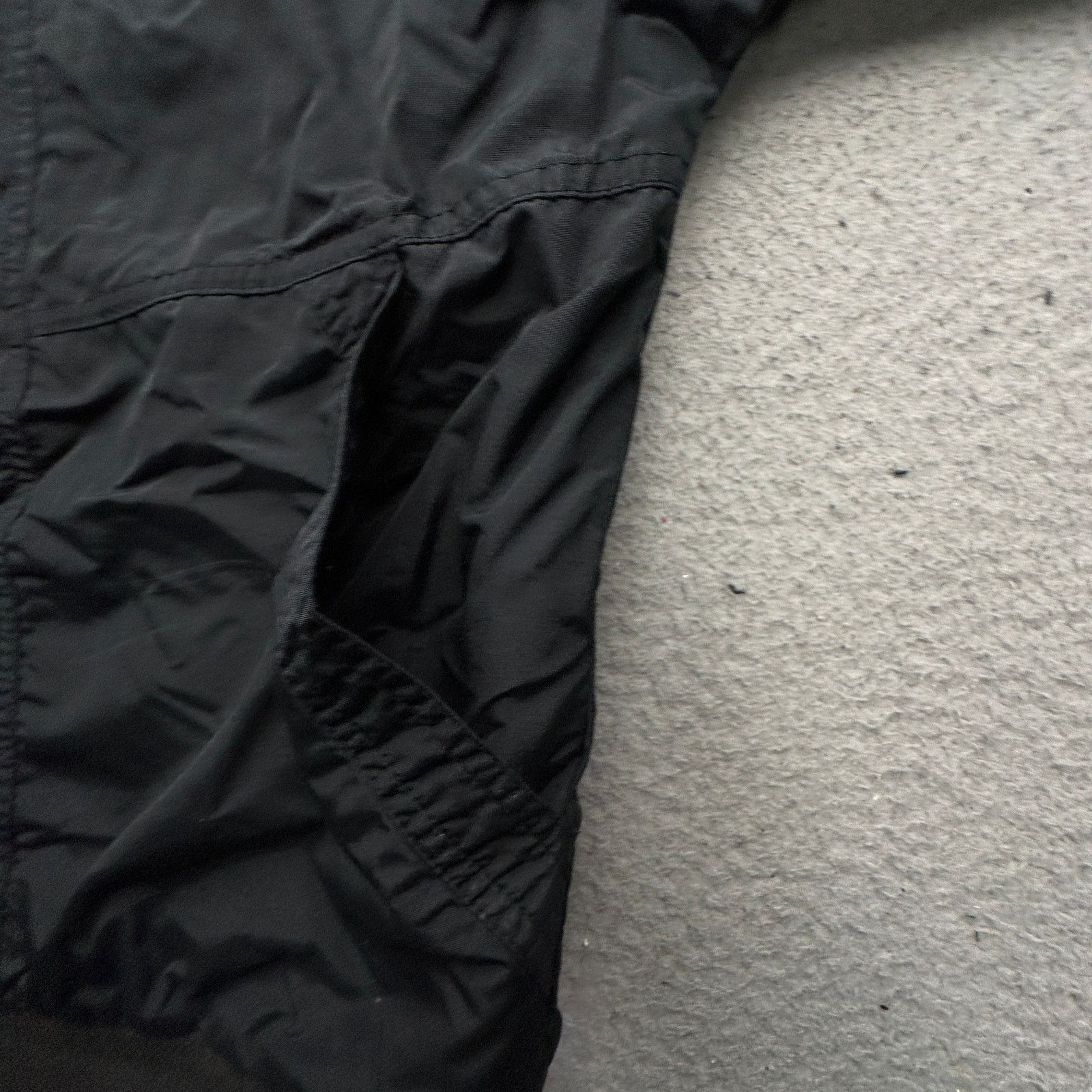 Nike Vintage 90s Nike Gray Tag Fleece Lined Nylon Jacket Mens L Size US L / EU 52-54 / 3 - 10 Thumbnail