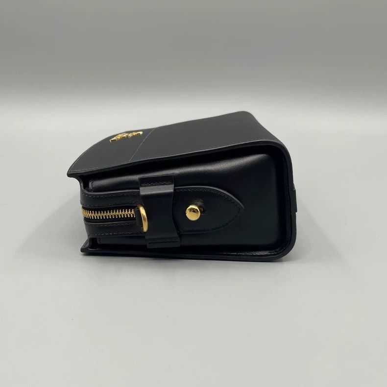 Prada Prada Crossbody Camera Bag with Missing Strap-2506 Size ONE SIZE - 4 Thumbnail