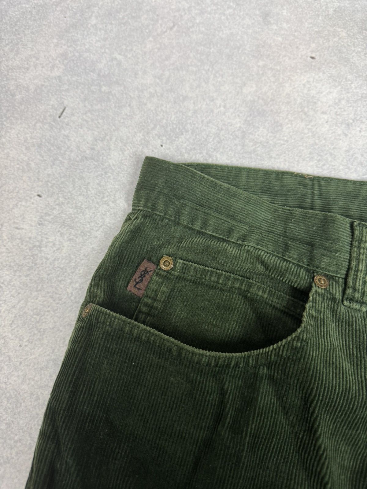 Yves Saint Laurent Vintage Yves Saint Lauren Metal Logo Corduroy Pants 90s Size US 34 / EU 50 - 6 Thumbnail