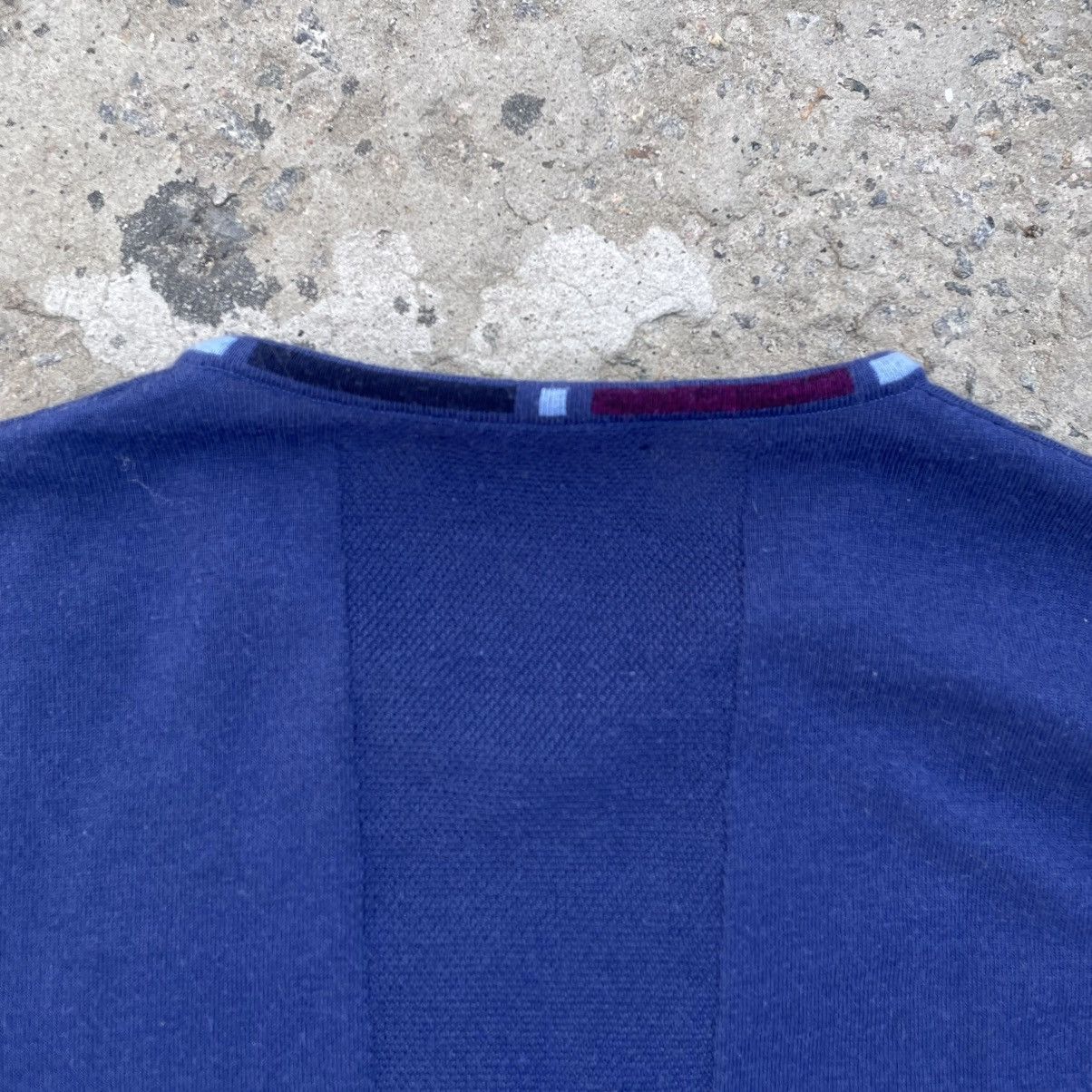 Canali Vintage Canali Sweater V Neck Made In Italy Y2K Old Money Size US M / EU 48-50 / 2 - 8 Thumbnail