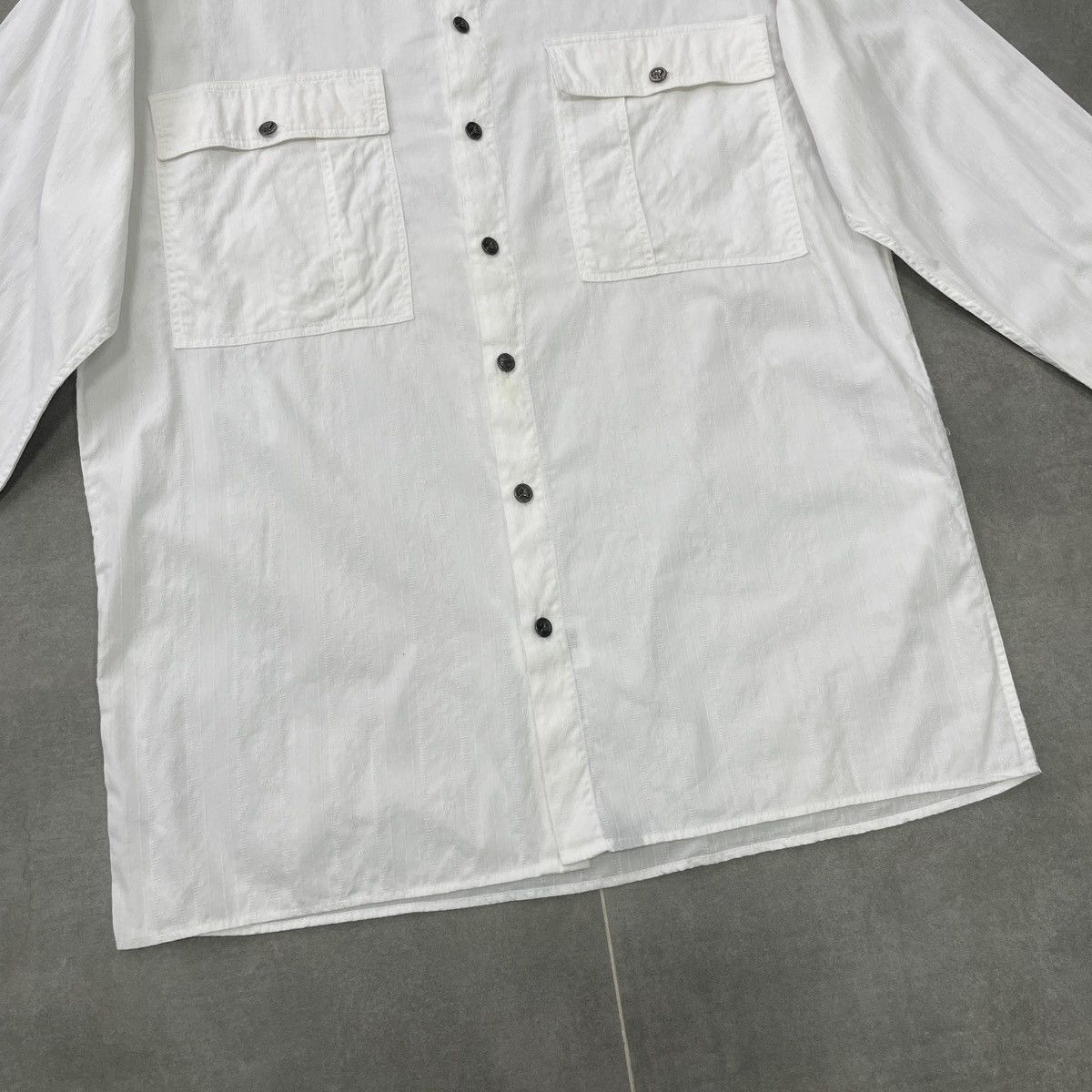 Versace × Vintage Vintage Gianni Versace Versus Button Shirt Size 38/52 Size US L / EU 52-54 / 3 - 4 Thumbnail