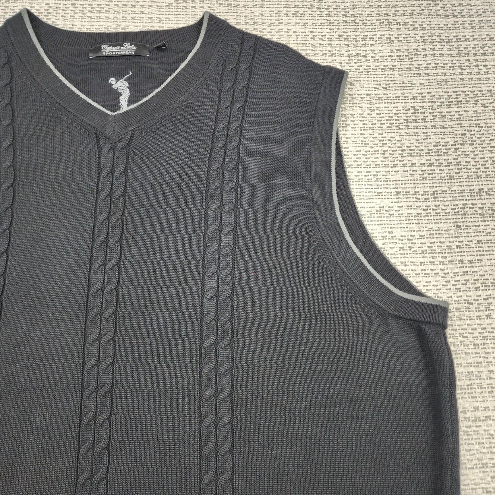 Vintage Cypress Links Sweater Vest Mens XL Black V Neck Cable Knit 100% Cotton Size US XL / EU 56 / 4 - 2 Thumbnail