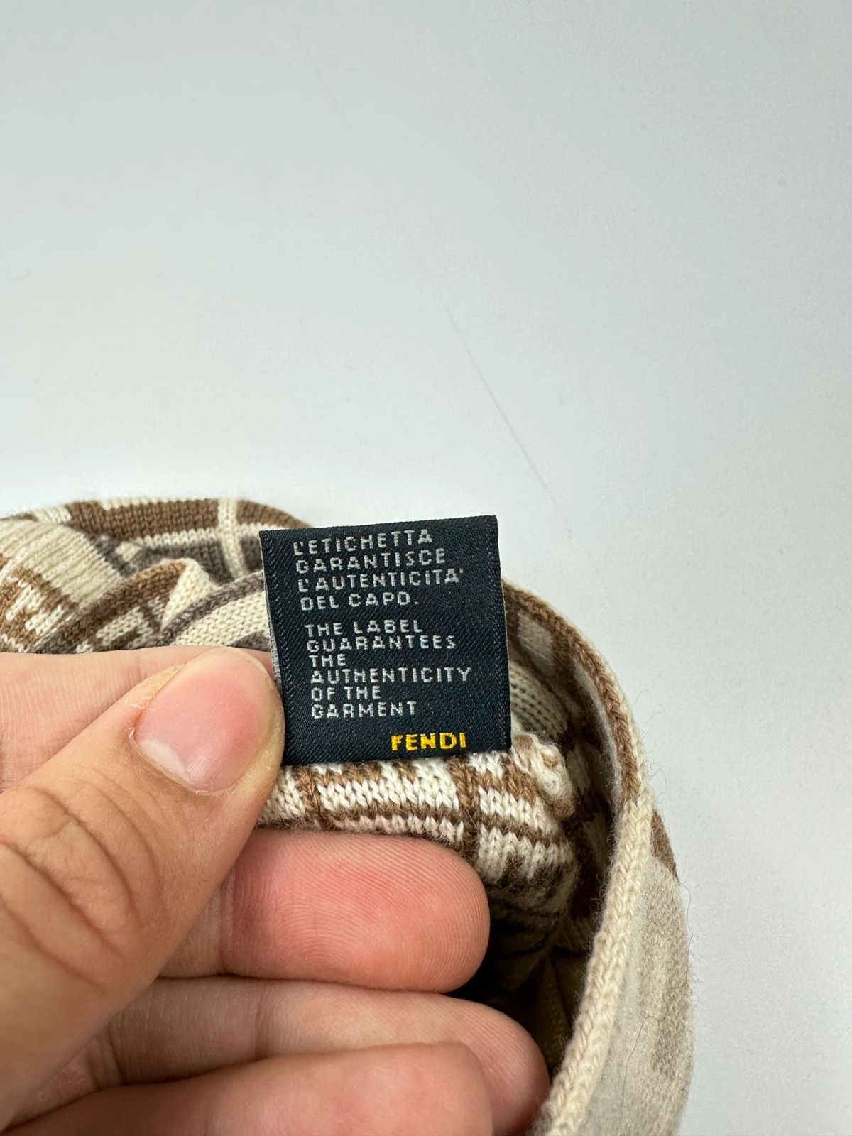 Fendi Fendi Multi Monogram Wool Beige Brown Beanie Size ONE SIZE - 7 Thumbnail