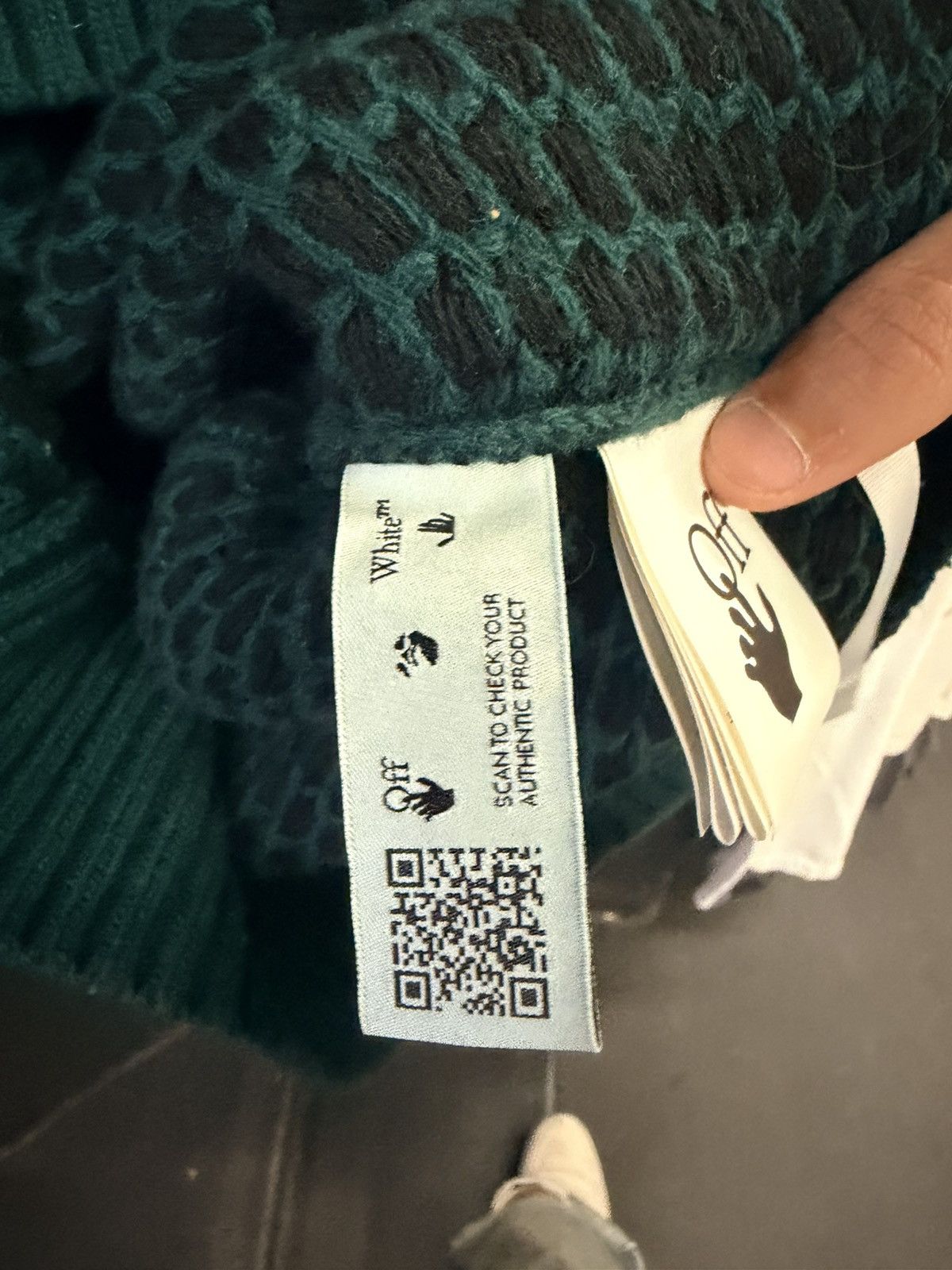 Off-White Off white Knit Sweater Size US L / EU 52-54 / 3 - 5 Thumbnail