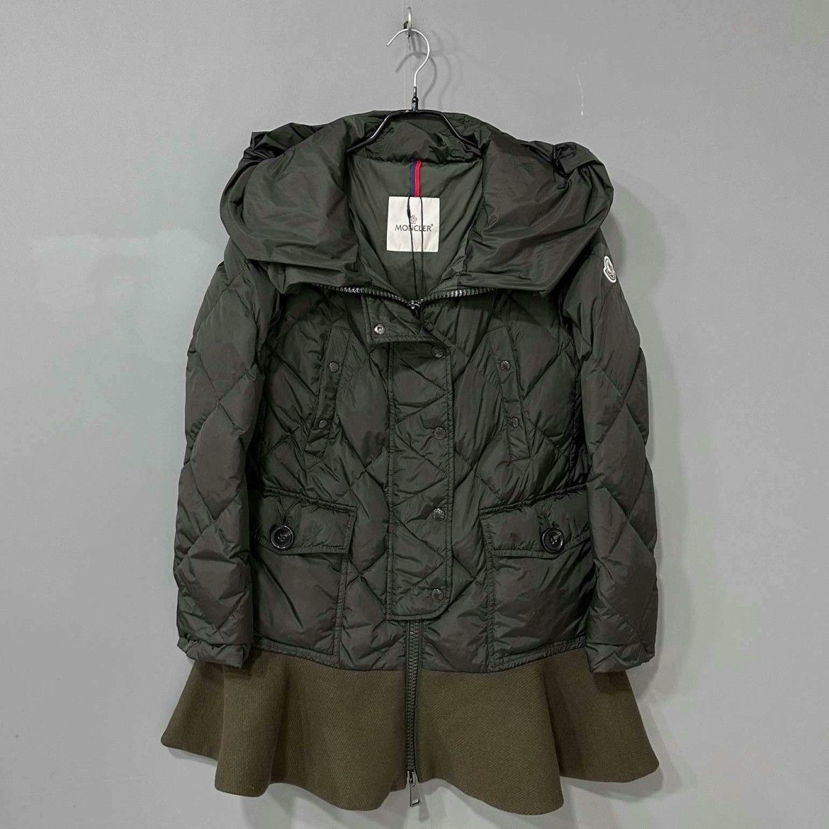 Moncler Moncler Dark Green Ruffled Down Jacket Size XS / US 0-2 / IT 36-38 - 1 Thumbnail