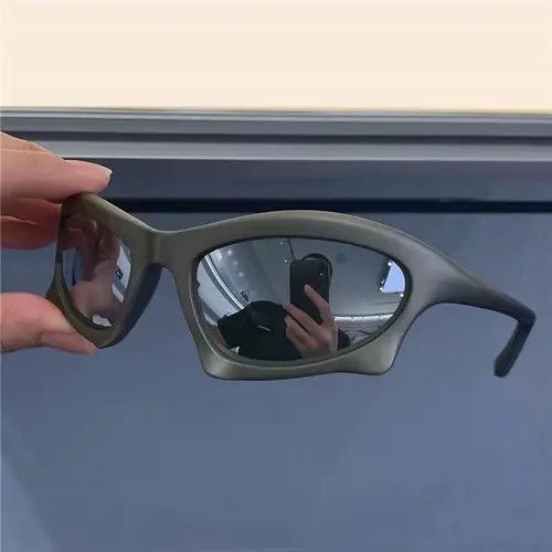 VIBE Retro punk sunglasses Size ONE SIZE - 5 Thumbnail