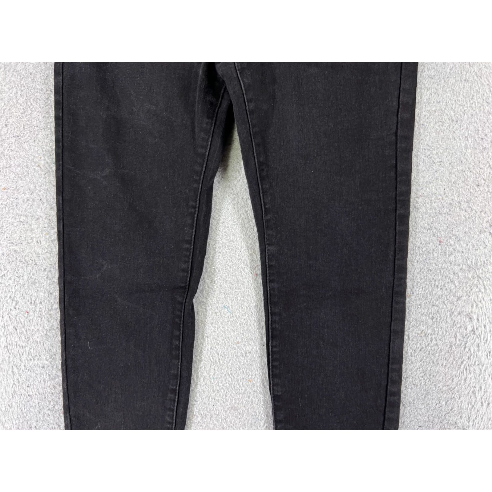Vintage Tahari Jeans Womens 6 Black Denim Tapered Cotton Blend Mid Rise 26x25 Regular Inseam 25 in 5-Pocket Zipper Distressed Crop Stretch Vintage No Size 28" / US 6 / IT 42 - 3 Thumbnail