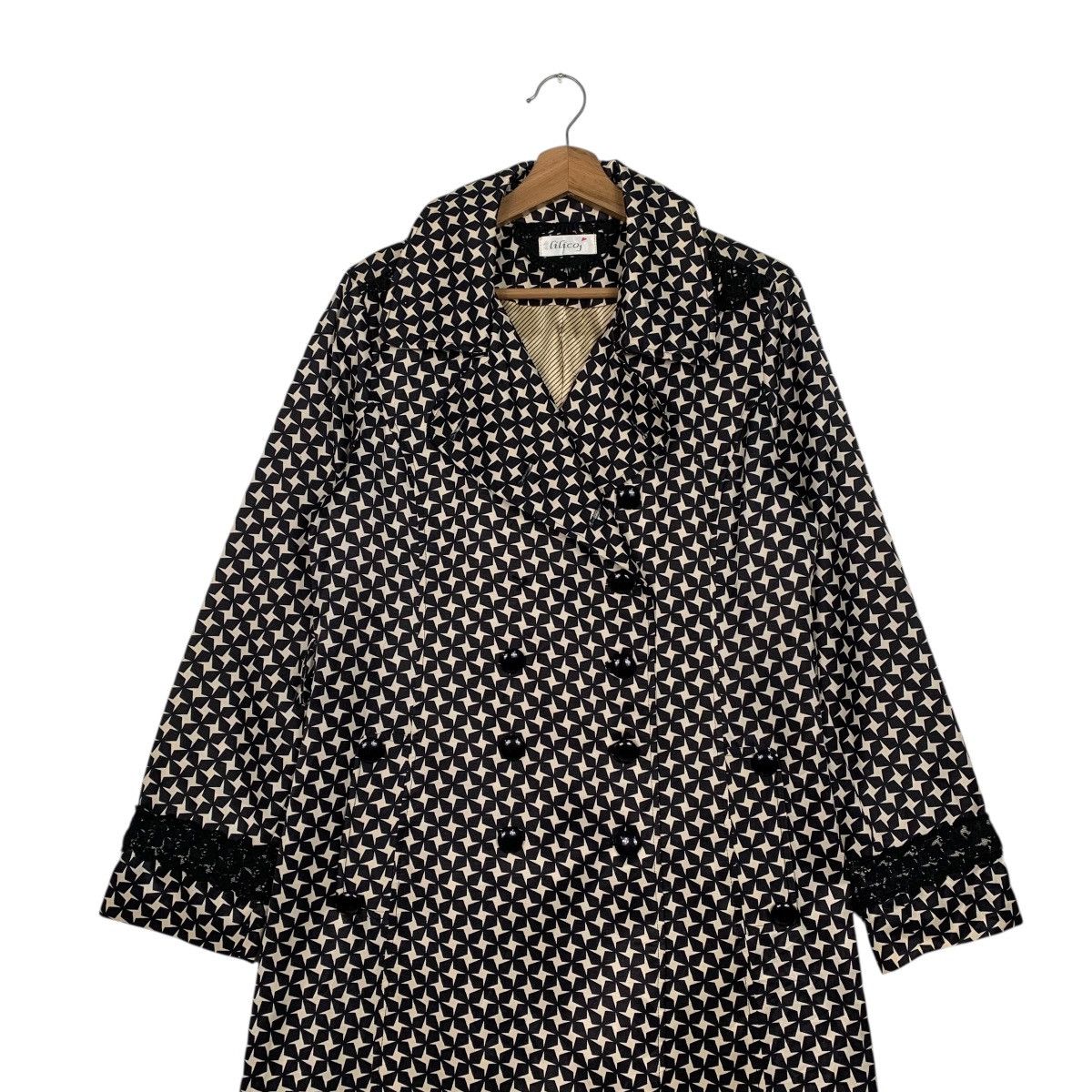 Japanese Brand Japanese Brand Lilicoj Polka Dot Double Breasted Trenchcoat Size M / US 6-8 / IT 42-44 - 3 Thumbnail