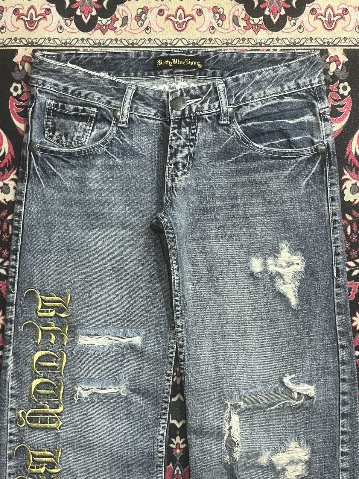 Hysteric Glamour Betty Blue Love Big Slogan Distressed Blue Cracked Jeans Size 30" / US 8 / IT 44 - 4 Thumbnail