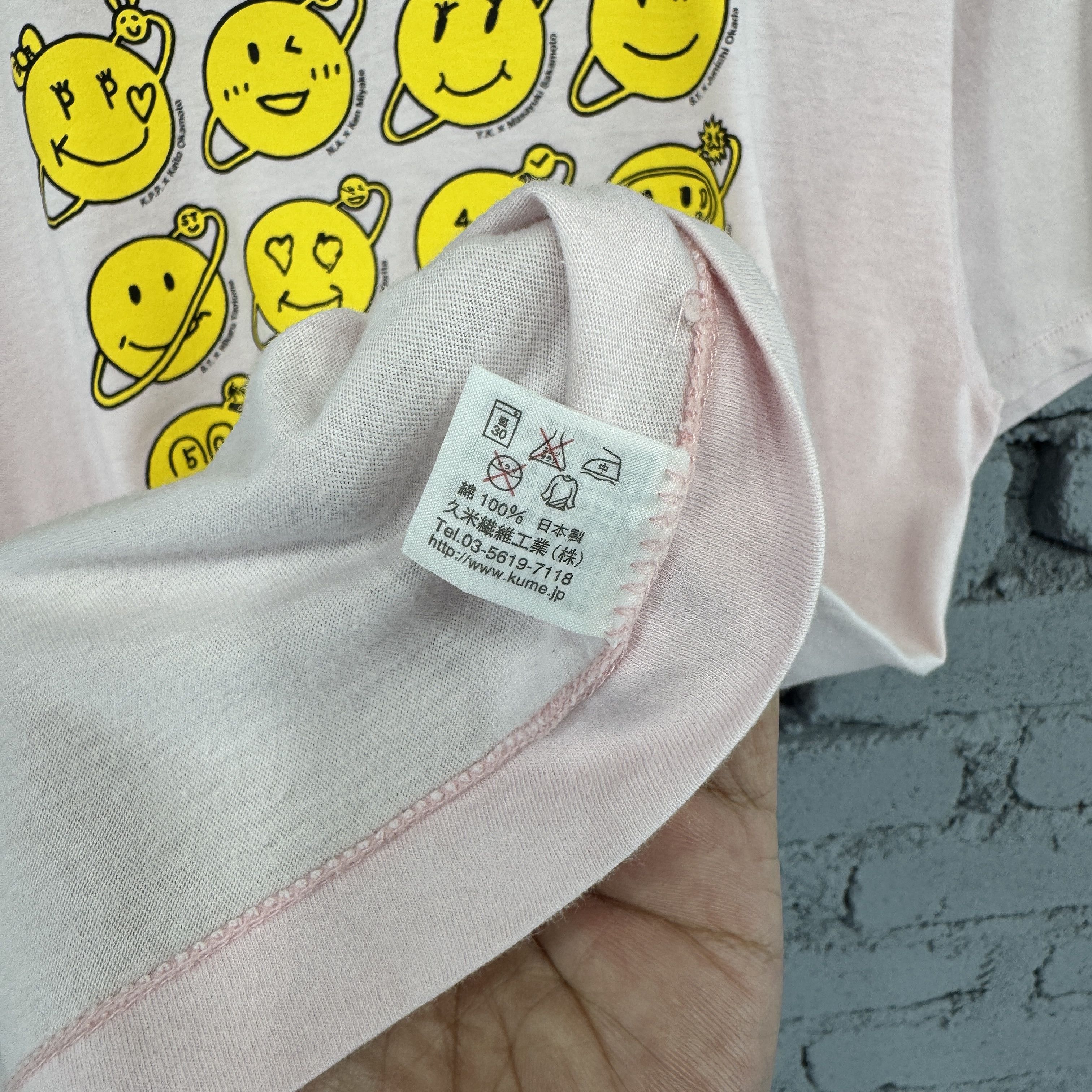 Vintage Vintage Sunfaded 24 hours Television Happy Earth Smiley Size US L / EU 52-54 / 3 - 7 Thumbnail