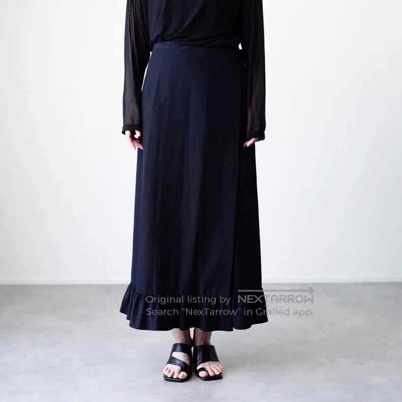 Comme des Garcons Comme Des Garcons size M Ruffled Hem Ribbon Wool Skirt Size 23" - 1 Thumbnail