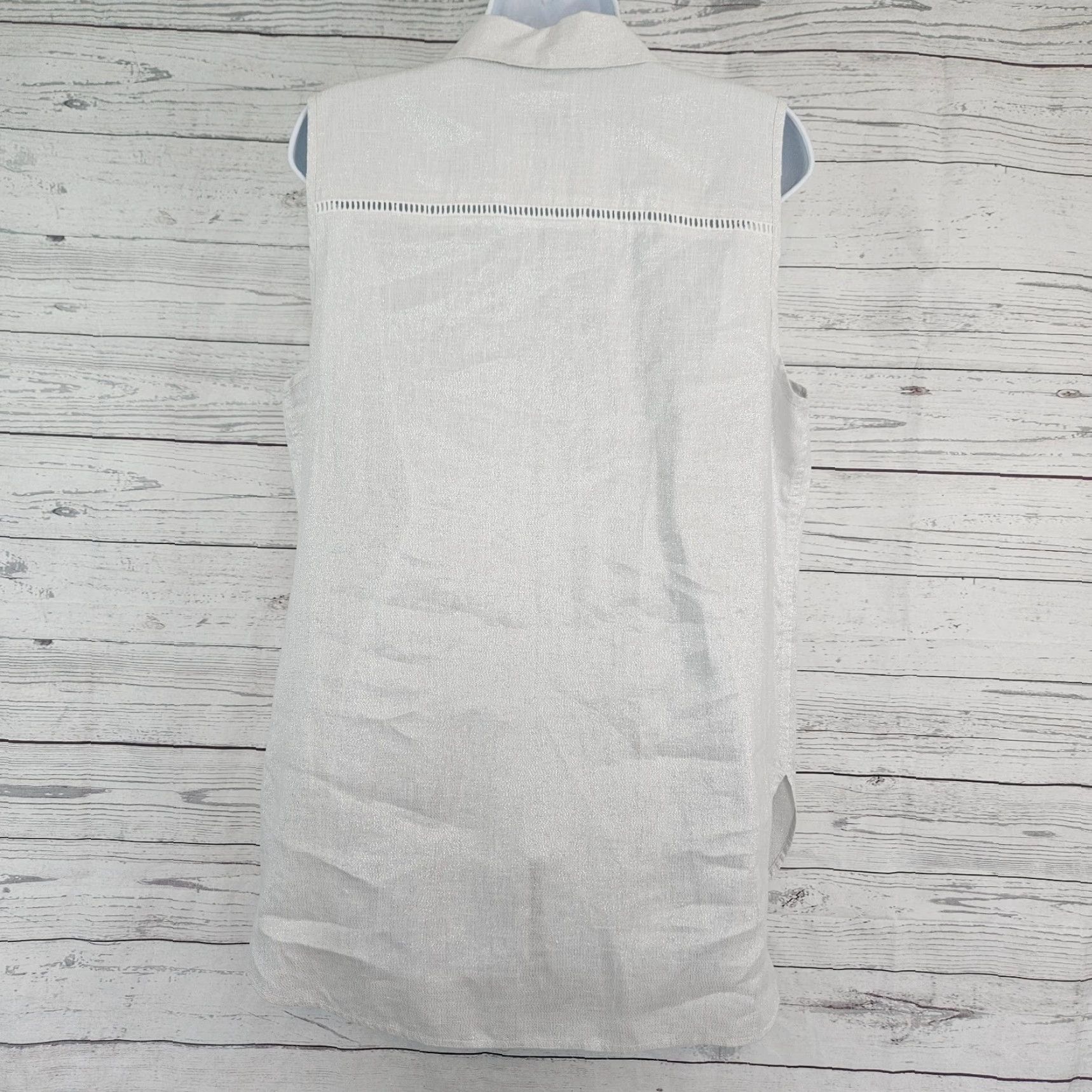 Vintage Chico's Womens Button Front Top Sz Large Sleeveless Linen Blend Silver Collared Shirt Womens Clothing Size L / US 10 / IT 46 - 3 Thumbnail