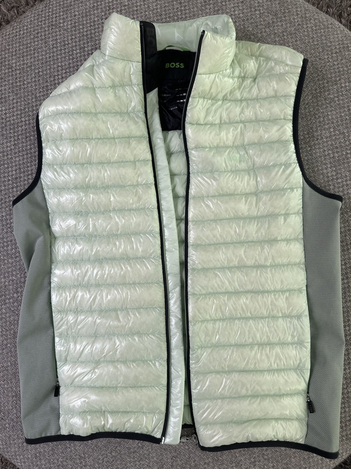 Hugo Boss Hugo Boss Mint Green Puffer Vest – Large Size US L / EU 52-54 / 3 - 1 Thumbnail