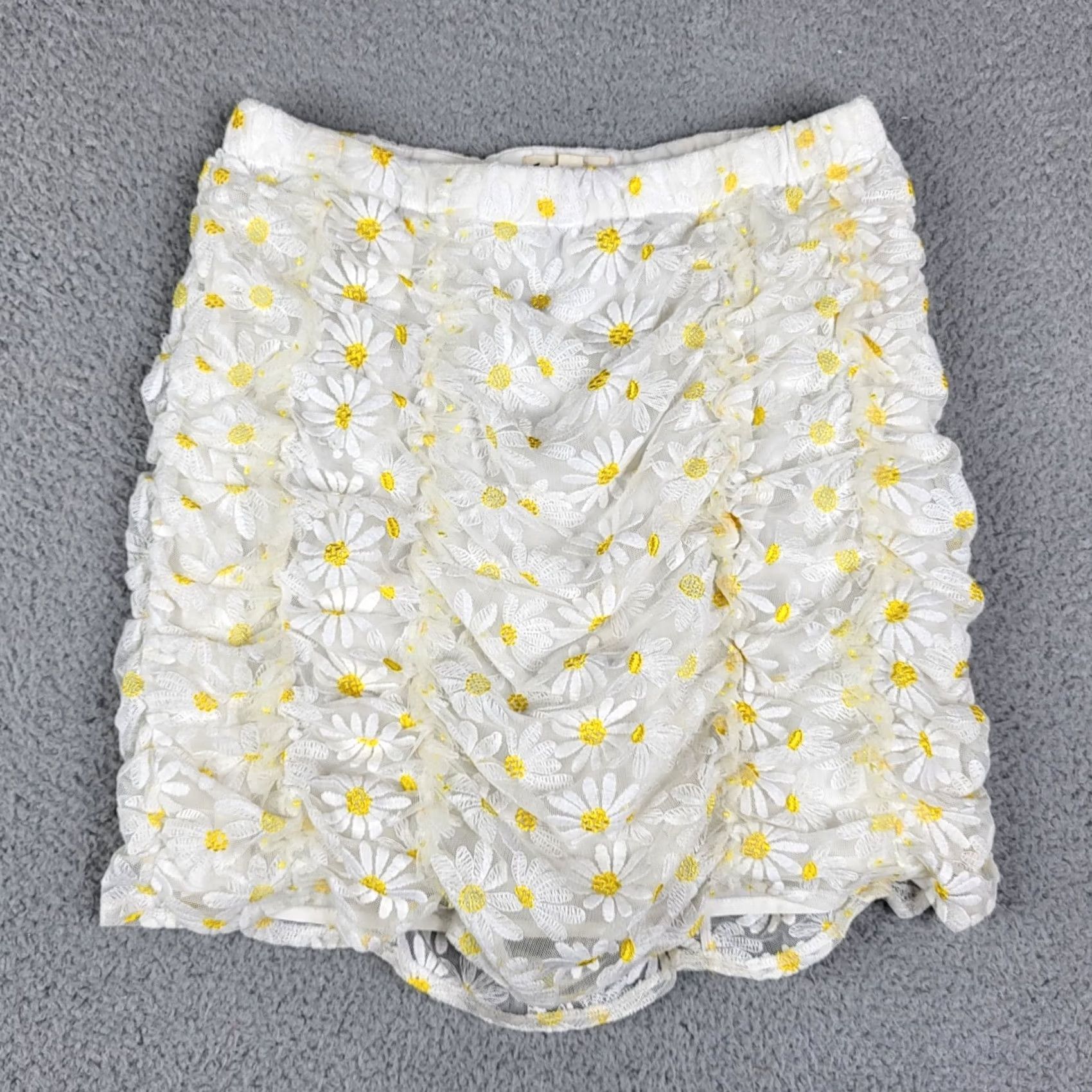 For Love & Lemons For Love & Lemons Skirt Women L Yellow Mini Daisy TULLE Short Retro 90s? Size 36" / US 14 / IT 50 - 2 Thumbnail