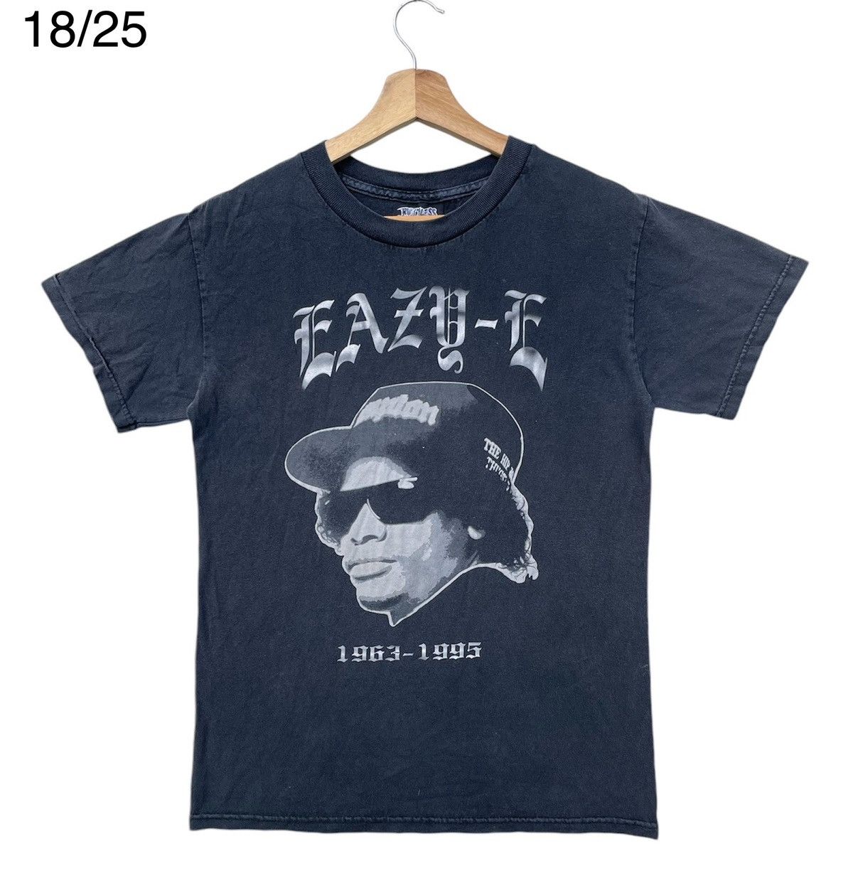 Rap Tees RARE🔥 Vintage Eazy- E Memorial Size US S / EU 44-46 / 1 - 1 Thumbnail