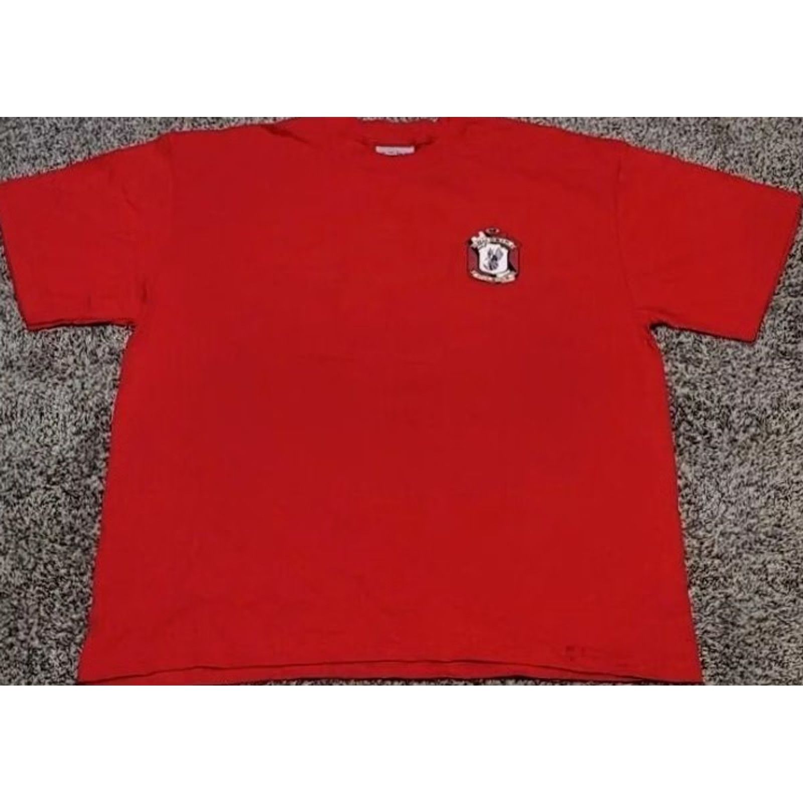 Vintage VINTAGE Wu Wear Wu Tang Clan Logo Sweatshirt XL 90s Red Pullover Unisex Adults Mens Womens Size US XL / EU 56 / 4 - 2 Thumbnail