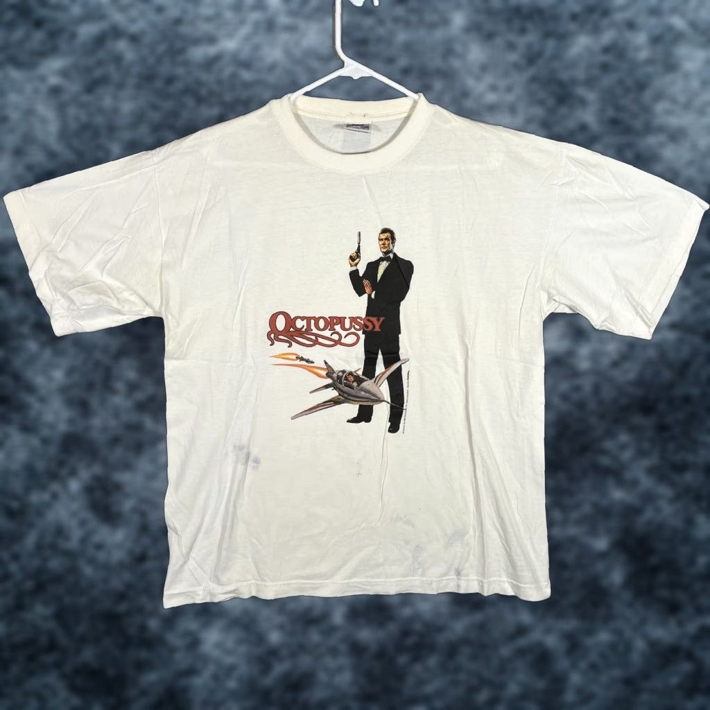 Vintage VINTAGE 1983 007 Octopussy Movie Promo T Shirt Adult XL White RARE! Mens Size US XL / EU 56 / 4 - 1 Thumbnail