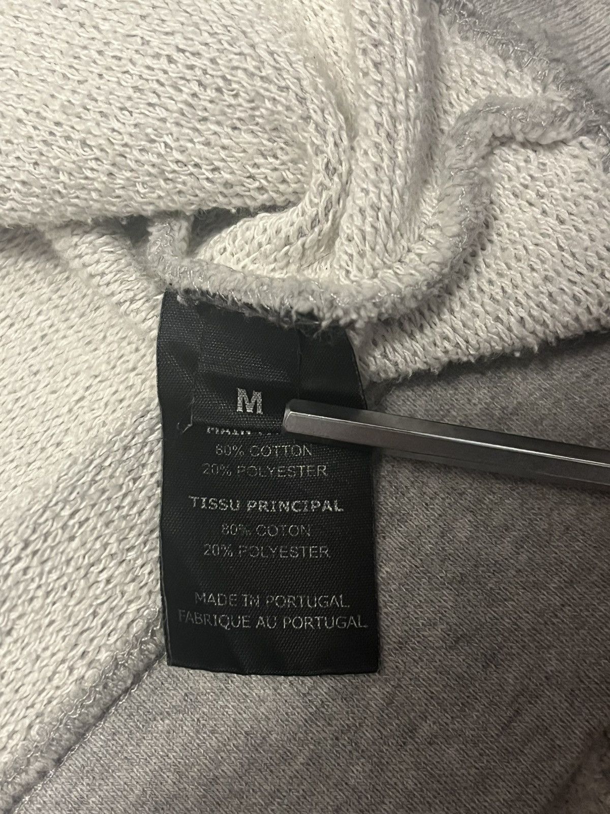 Vetements AW18 VETEMENTS Misplaced Logo Hoodie Size US M / EU 48-50 / 2 - 8 Thumbnail