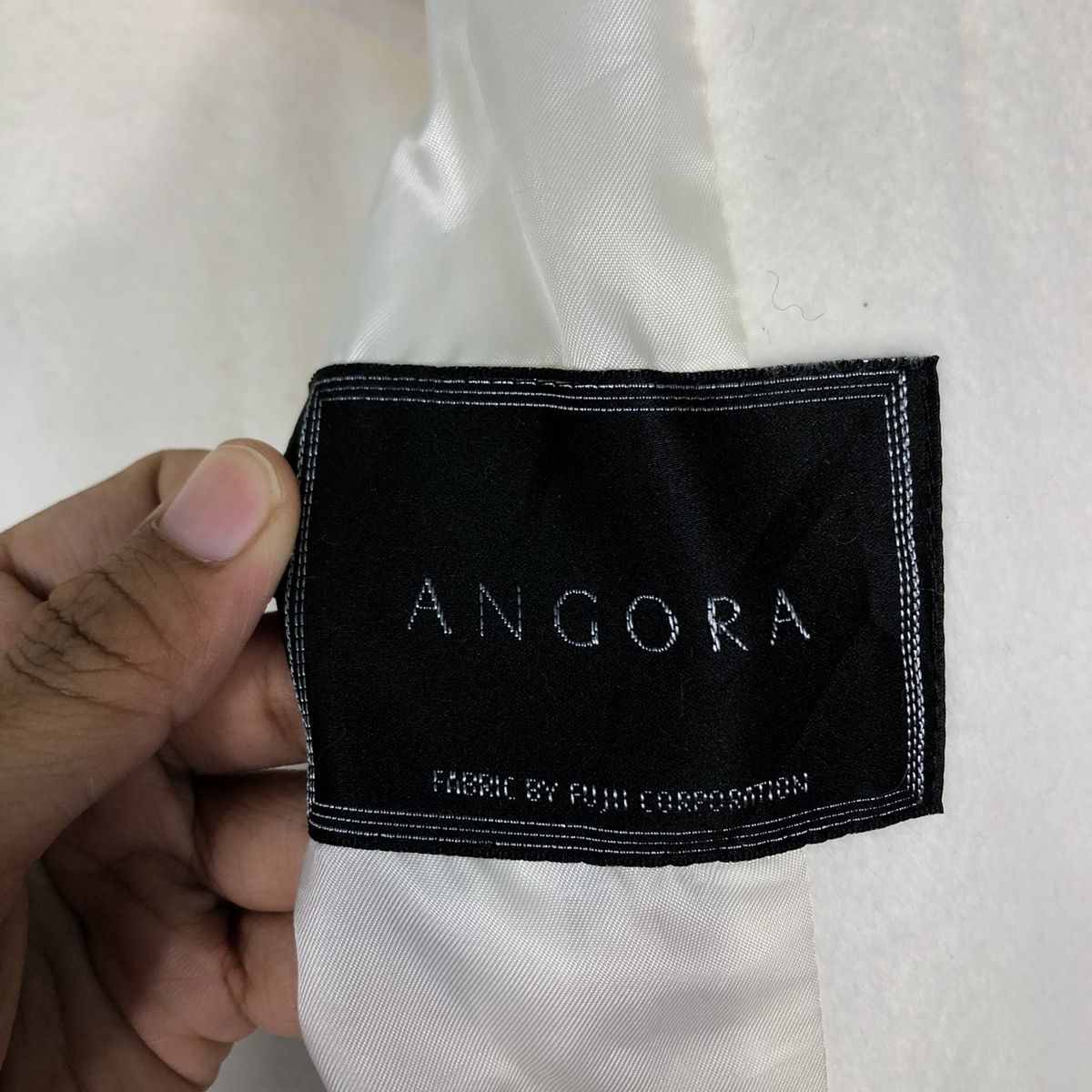 Japanese Brand 🔥Rich Pearl White Wool Long Jacket Ined Angora Japan Made Size US M / EU 48-50 / 2 - 17 Thumbnail
