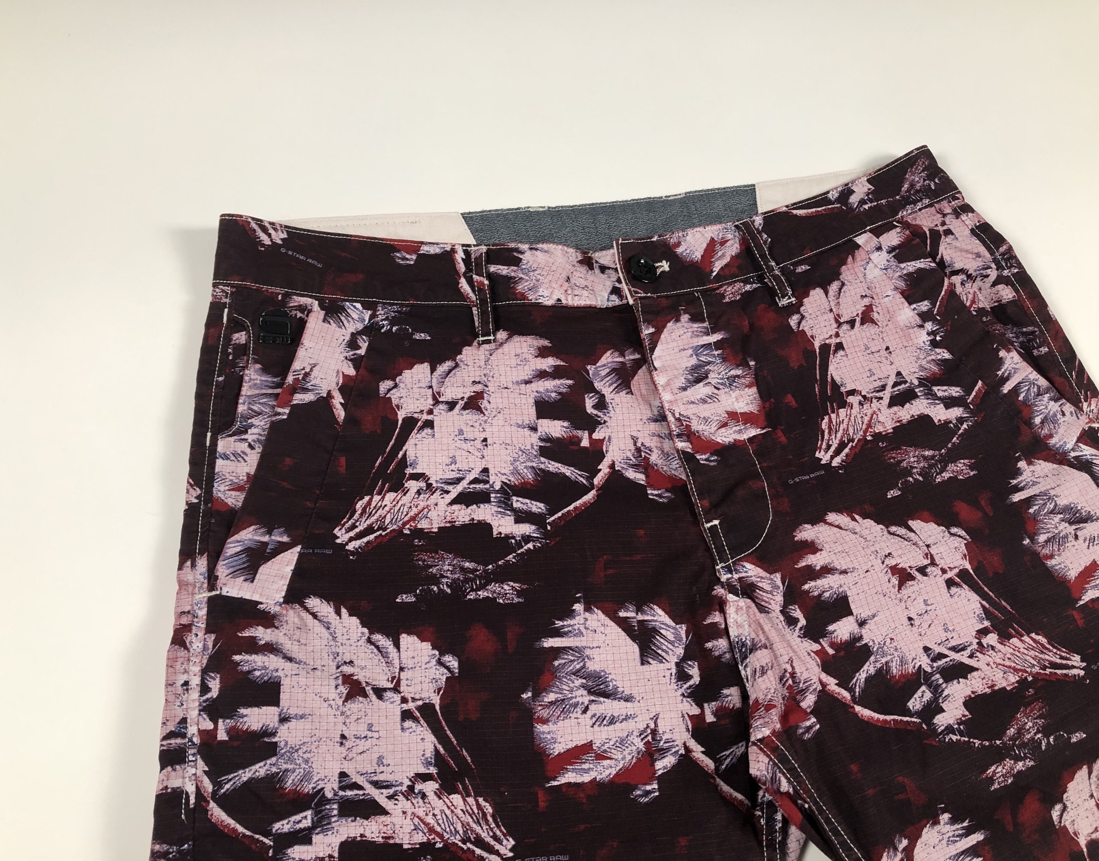 G-Star G-Star Raw Bronson 1/2 AOP Shorts Size US 33 - 2 Thumbnail