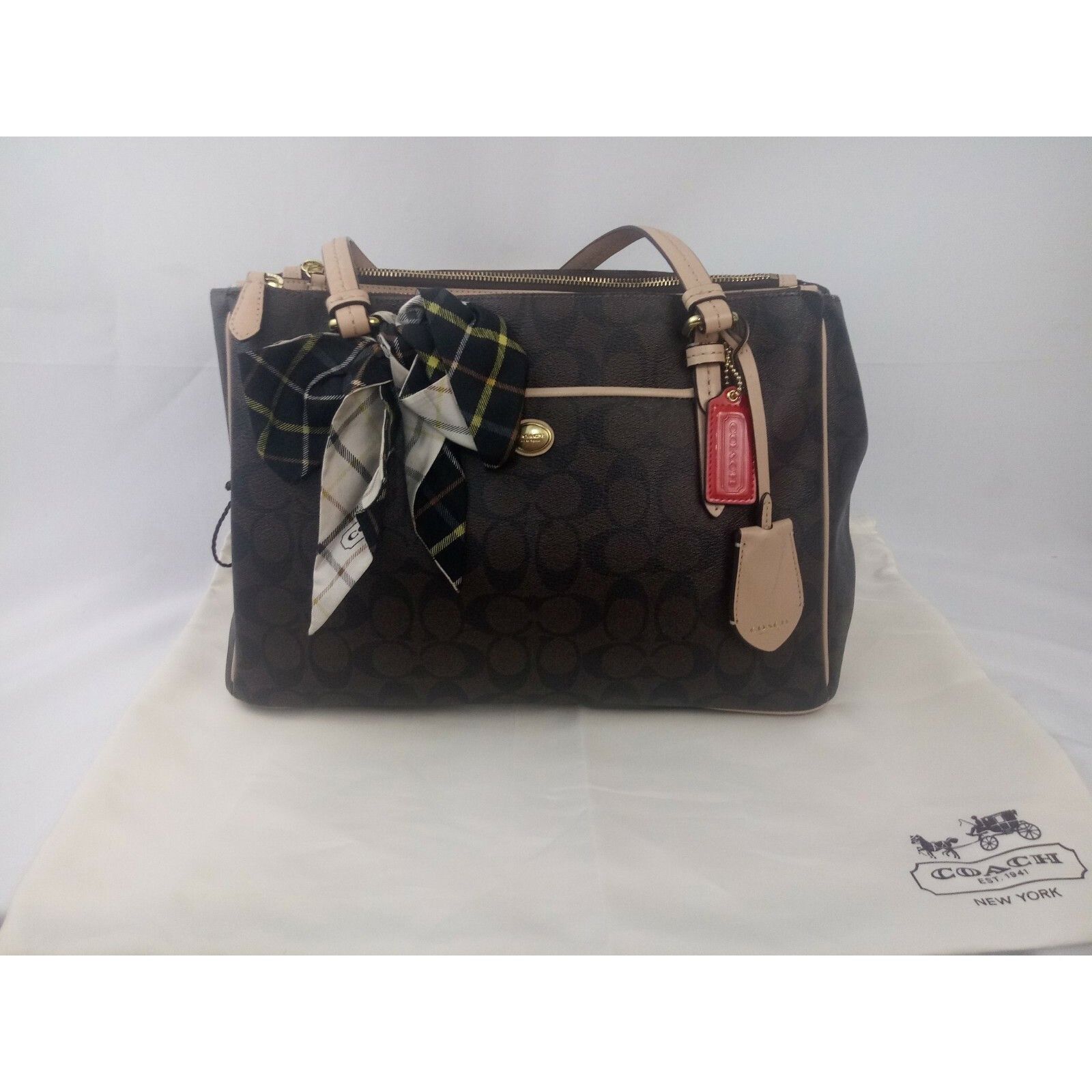 Coach NWT Authentic Coach Premium Leather Chain fabric Bag Handbag Size ONE SIZE - 1 Thumbnail