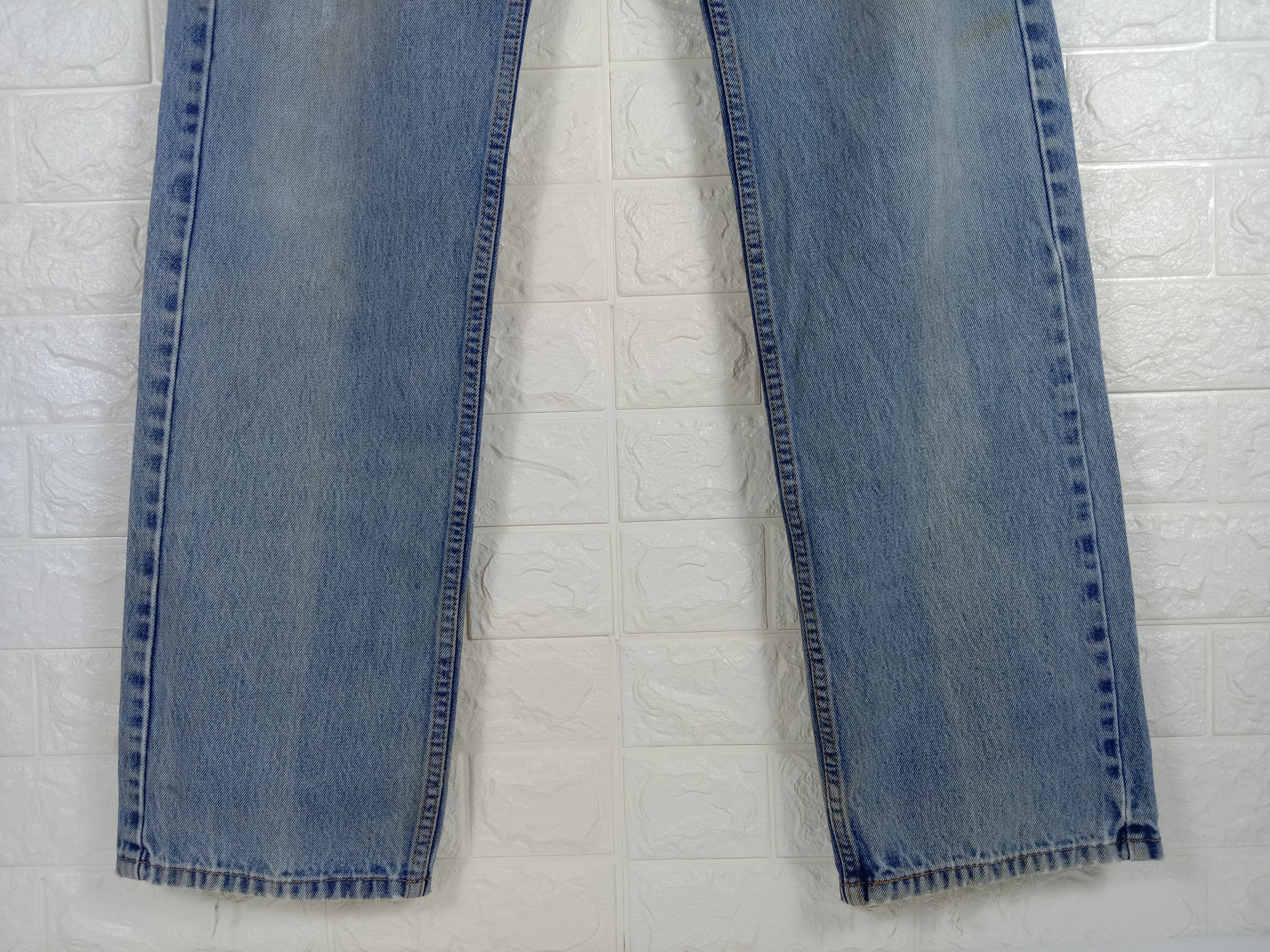 Levi's Vintage Levi's 505 Jeans Light Wash Straight Fit Denim Size US 34 / EU 50 - 4 Thumbnail