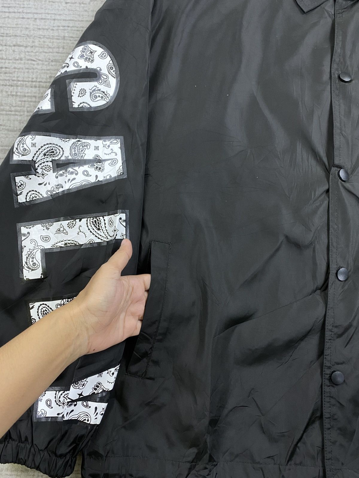 Japanese Brand × Vintage Vintage Wego PSYCHOLOGICALLY Black Big Spellout Coach Jacket Size US L / EU 52-54 / 3 - 7 Thumbnail