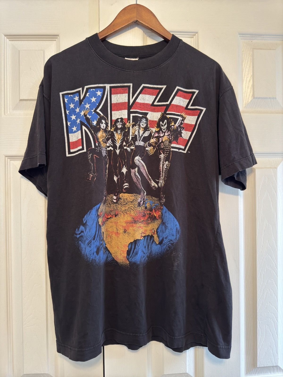 KISS × Vintage Vintage kiss world tour 1996 shirt Size US XL / EU 56 / 4 - 1 Thumbnail